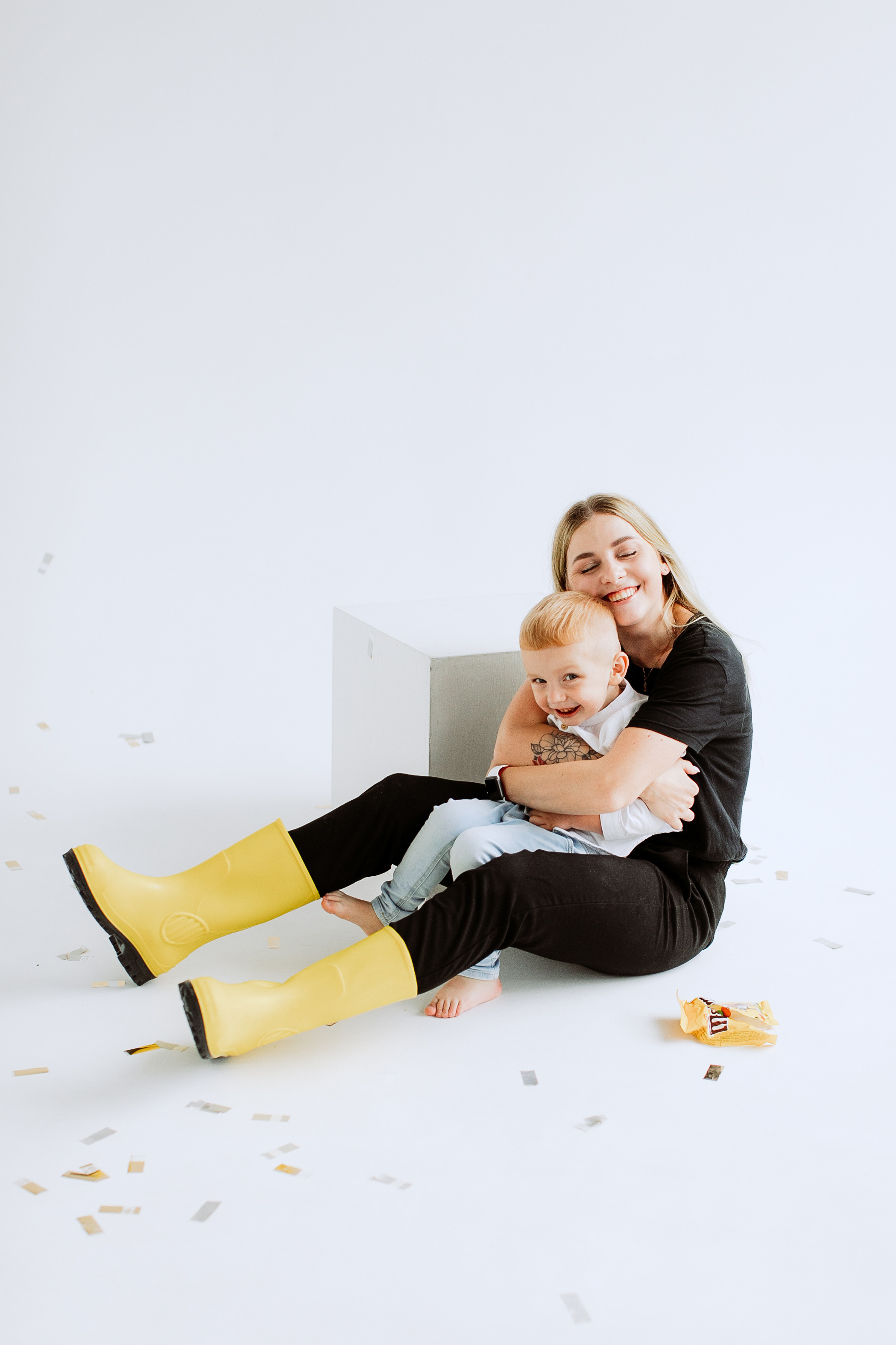 Христина та Дем’ян. Головна