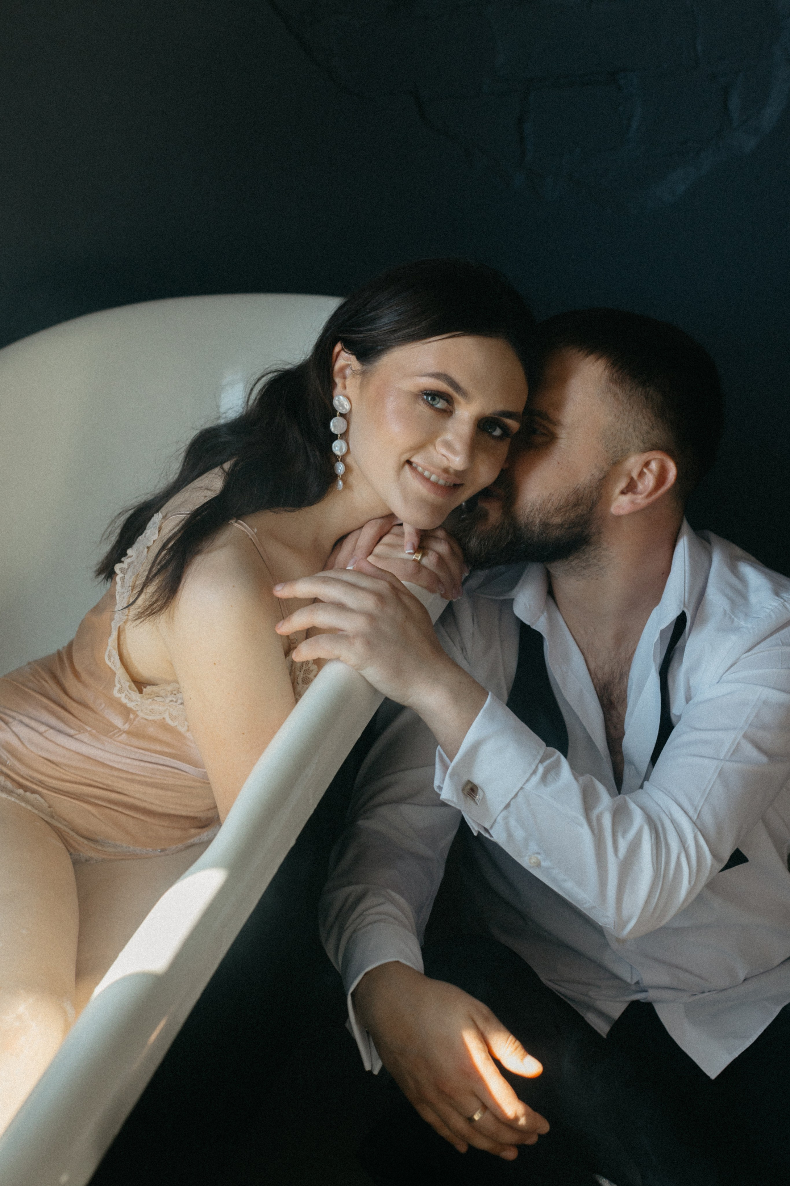 Close Enough to Breathe. Головна