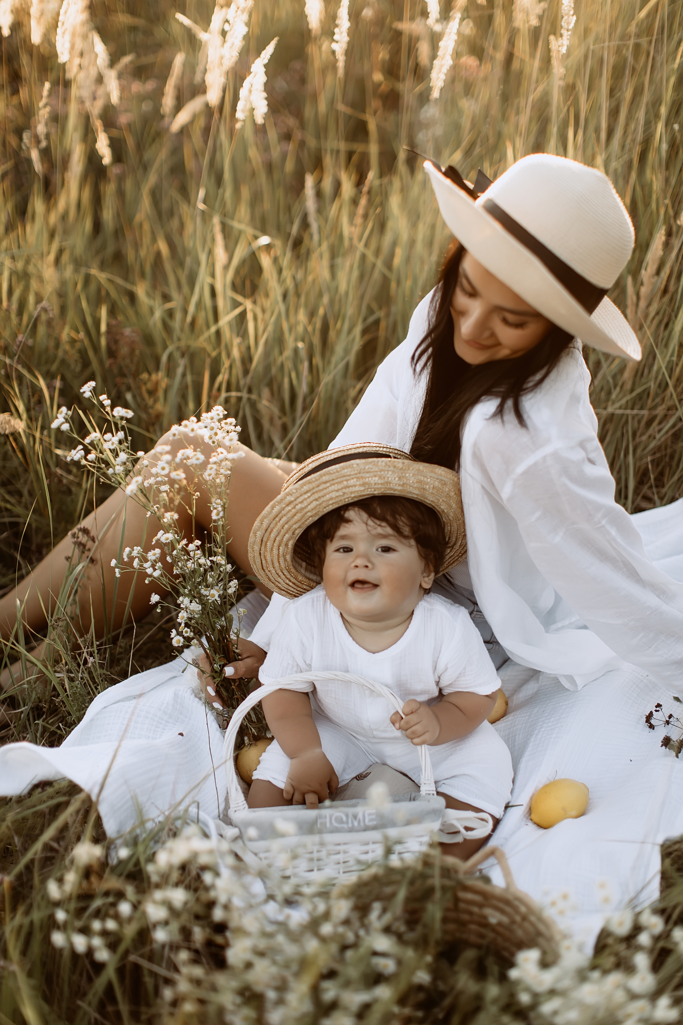 Віка та Марк. Головна