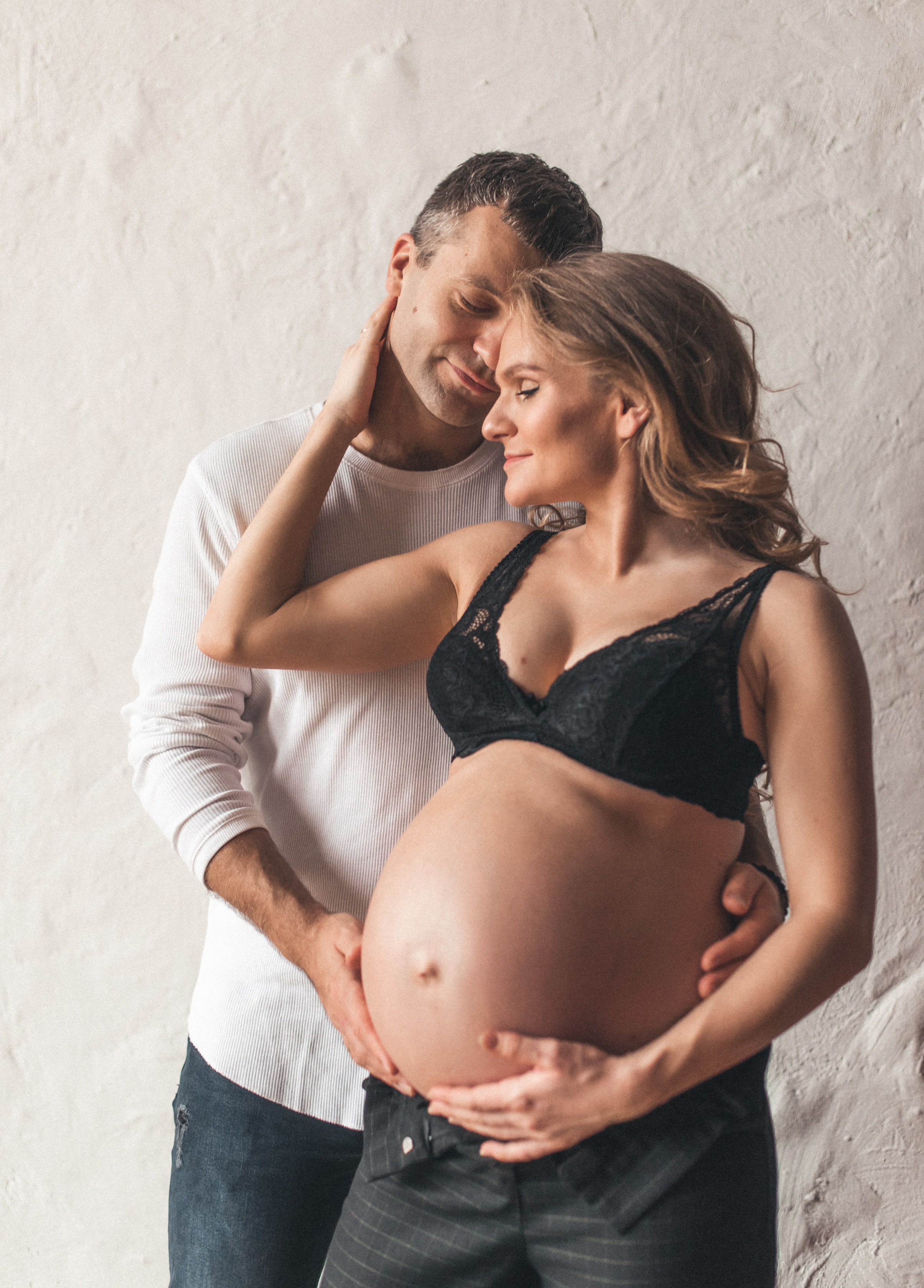 Зйомка вагітності | Pregnancy. Фотограф Ніна Тарашкевич | Київ | Чуттєві Портрети, Лавсторі