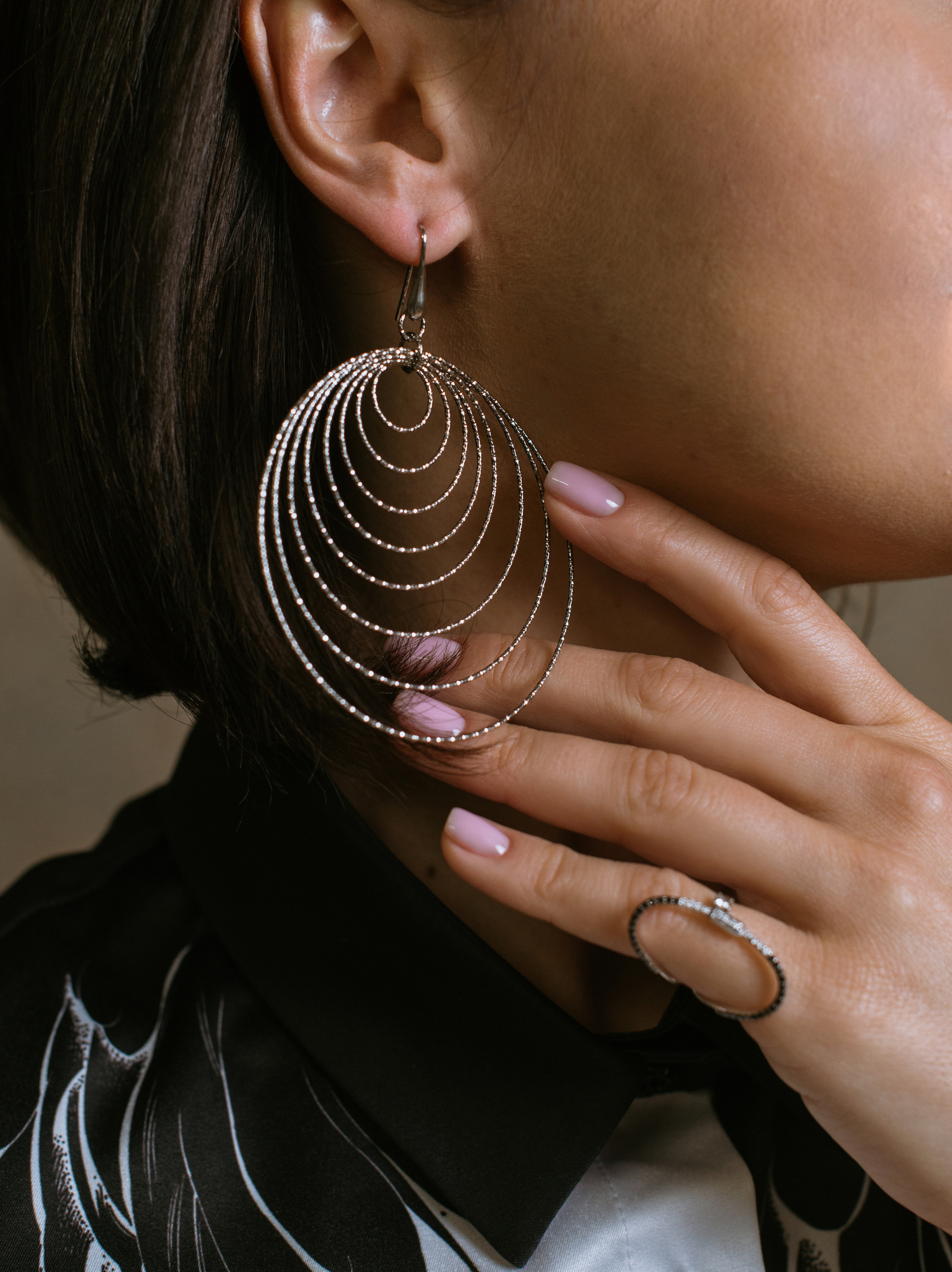 Ювелірні віроби. Фотограф Ніна Тарашкевич | Київ | Чуттєві Портрети, Лавсторі