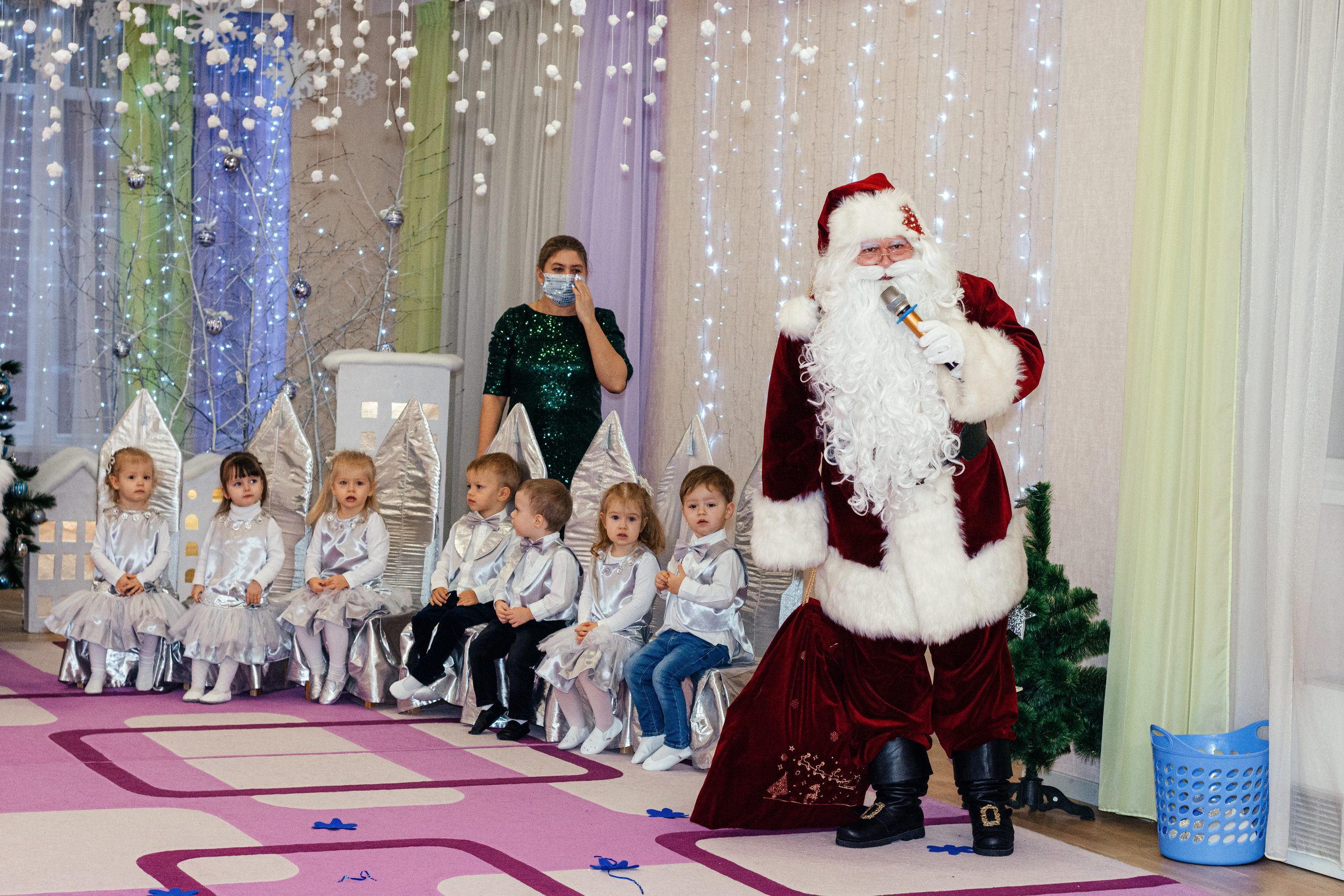 Свята у садочках. Family photographer