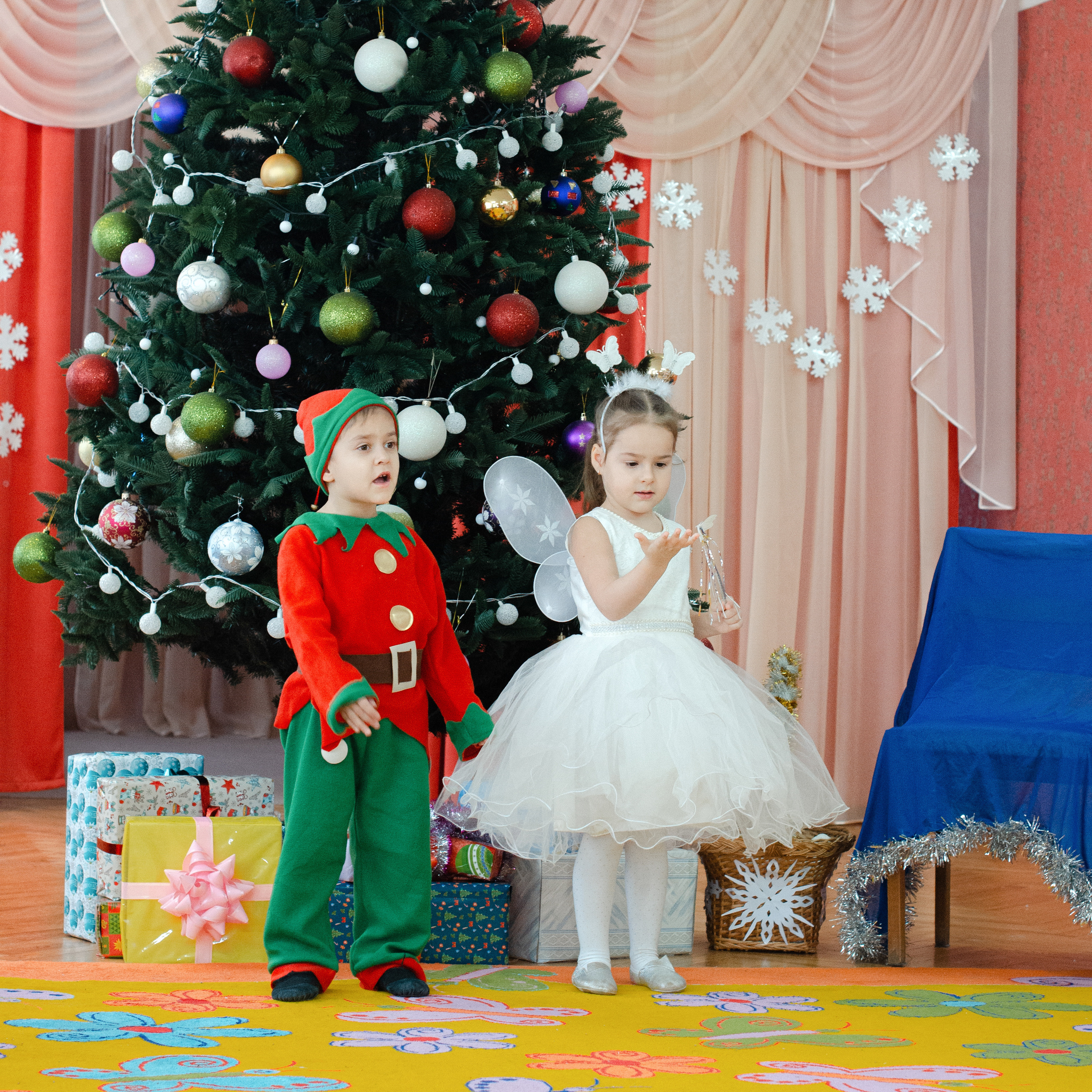 Свята у садочках. Family photographer