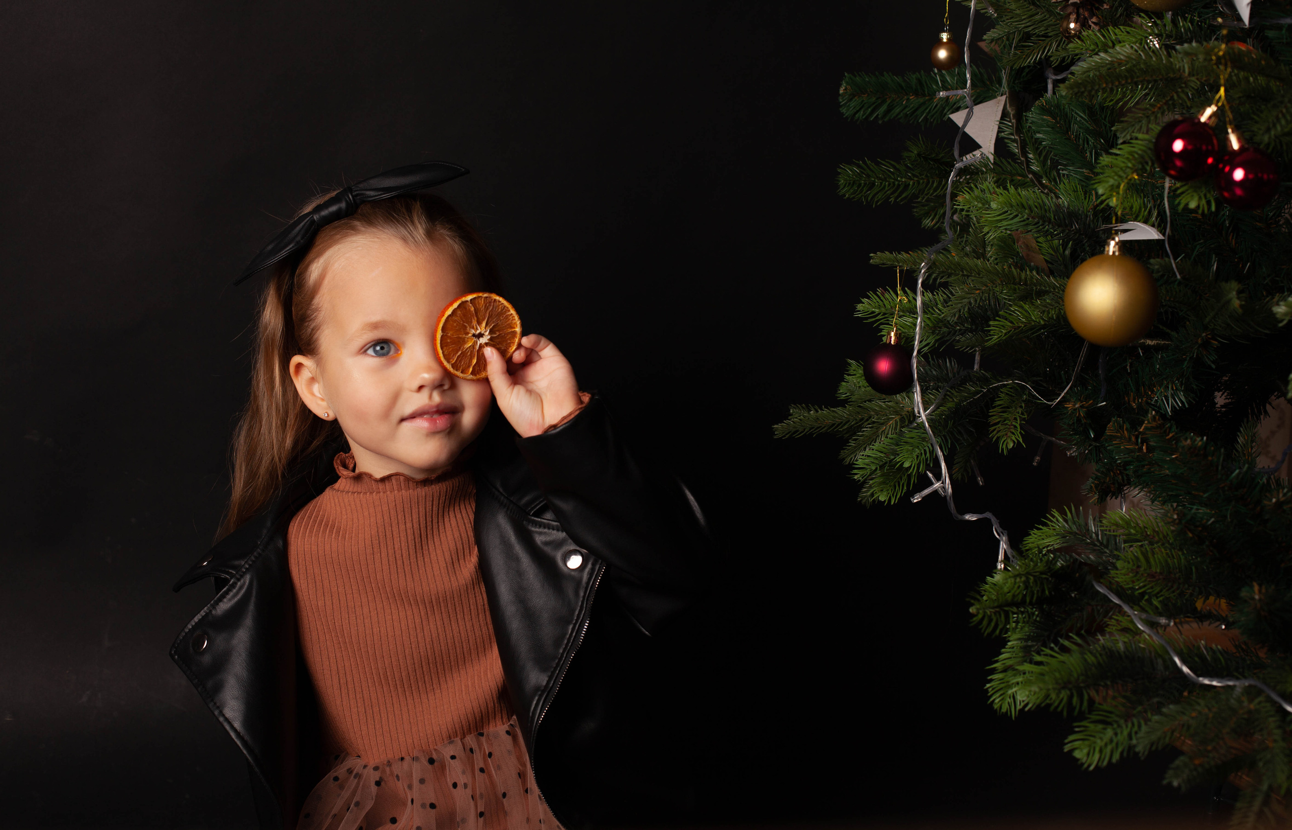 Kids. Photos by Vasilisa Popil