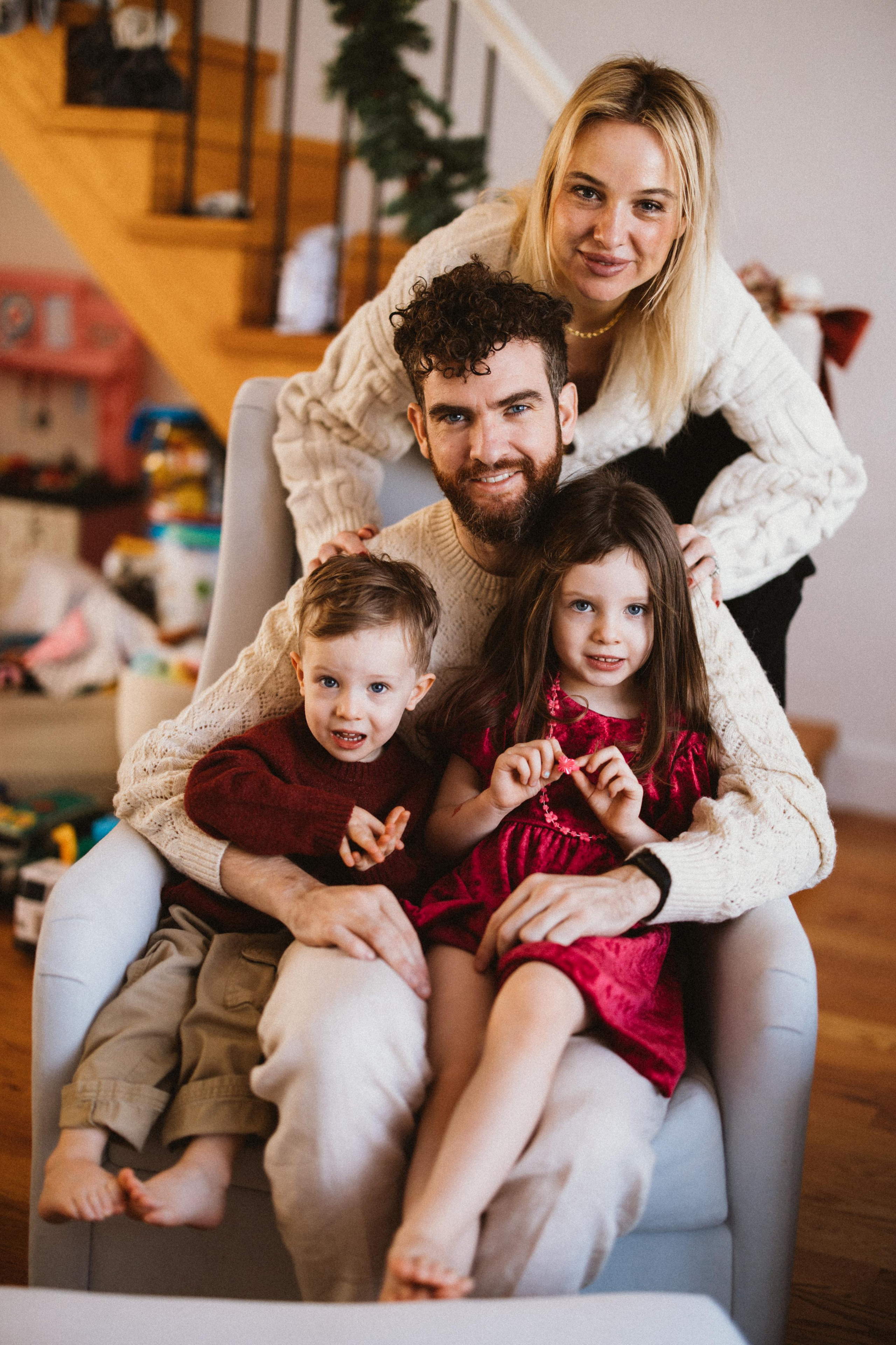 Anna, Tom, Harper & Harry. Every moment is special!