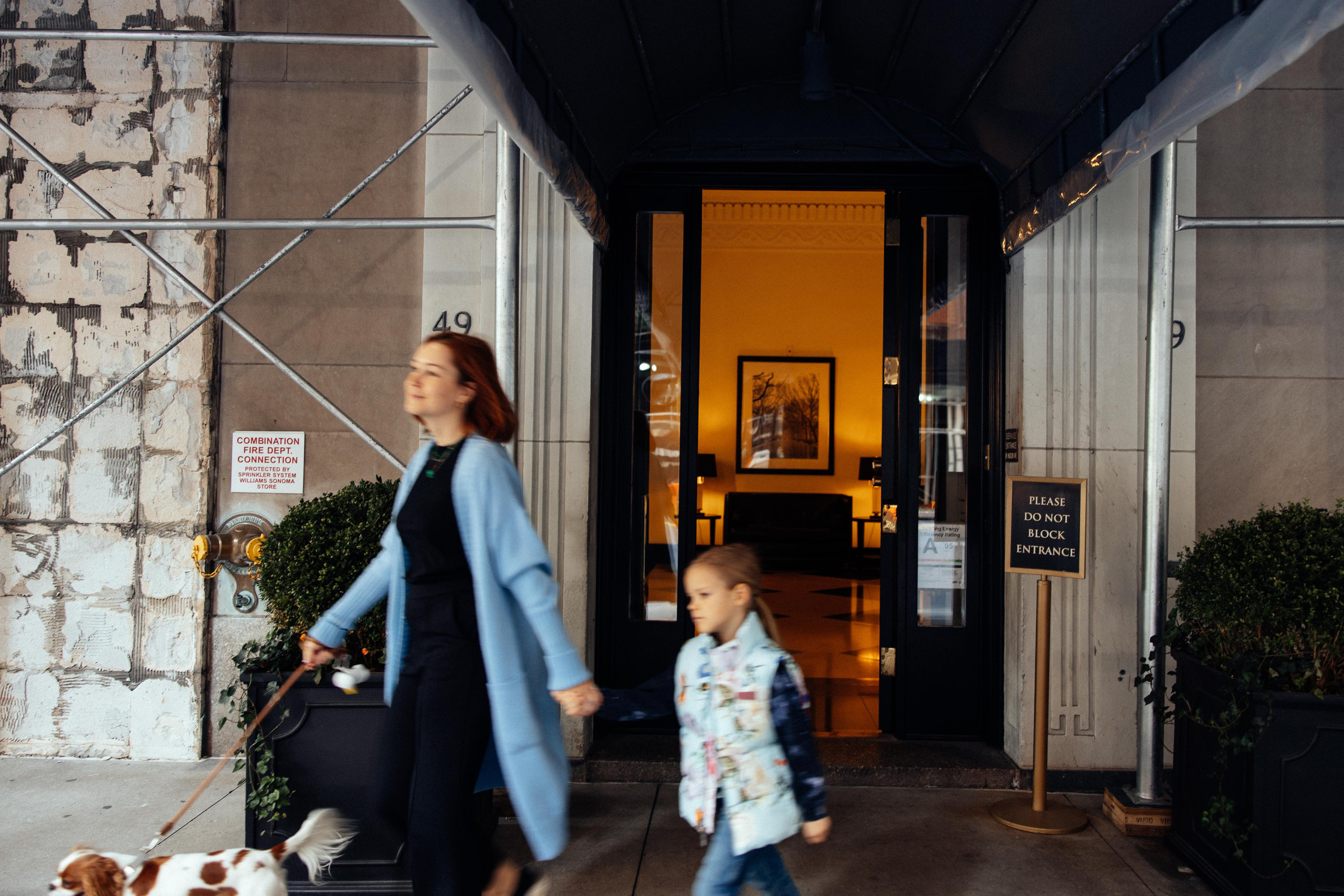 Girls and The City. Every moment is special!