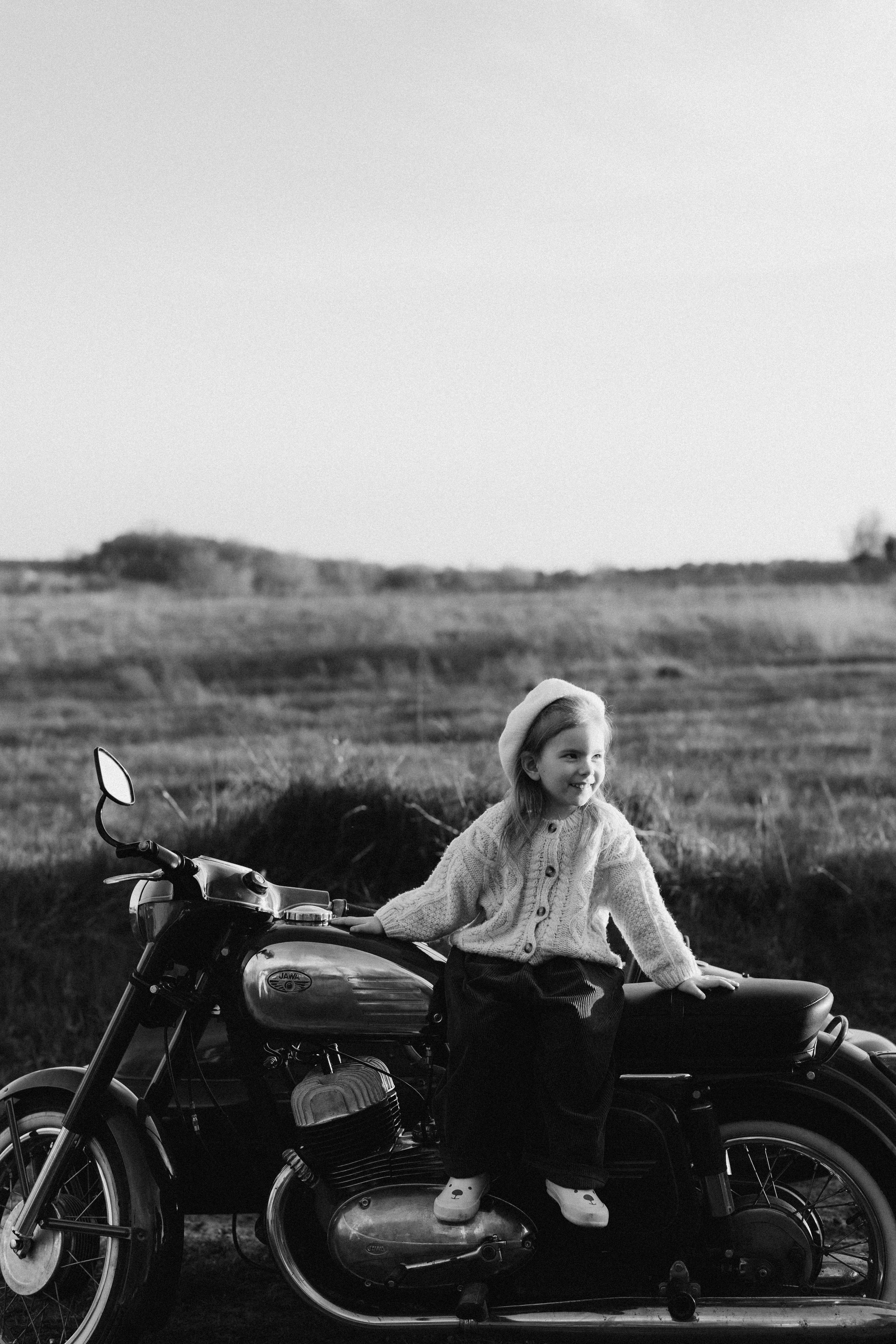 В обіймах щастя. Головна