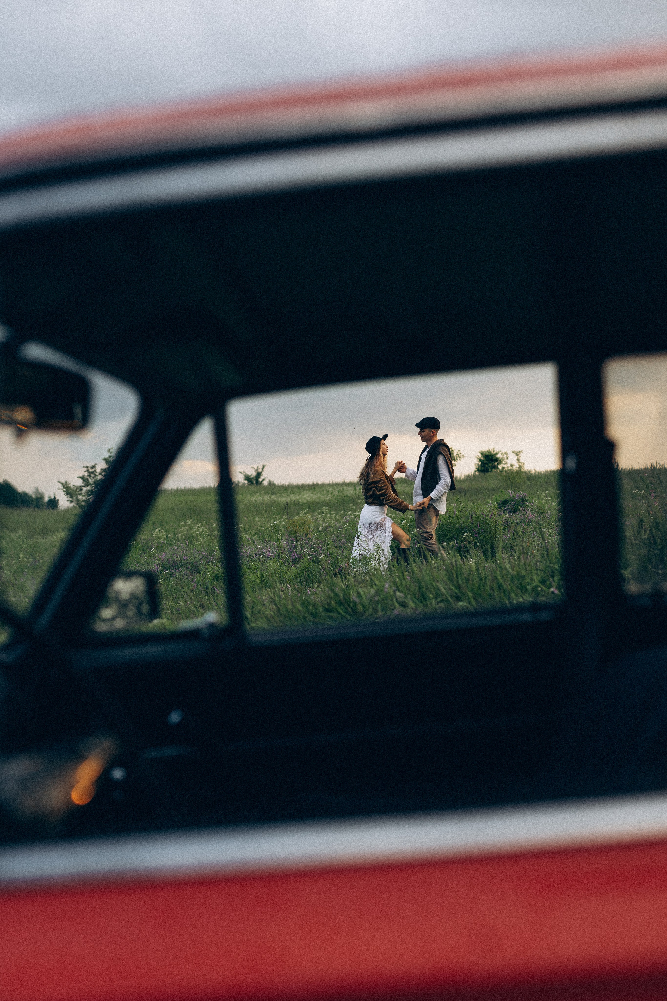 Історія одного дощу. Головна