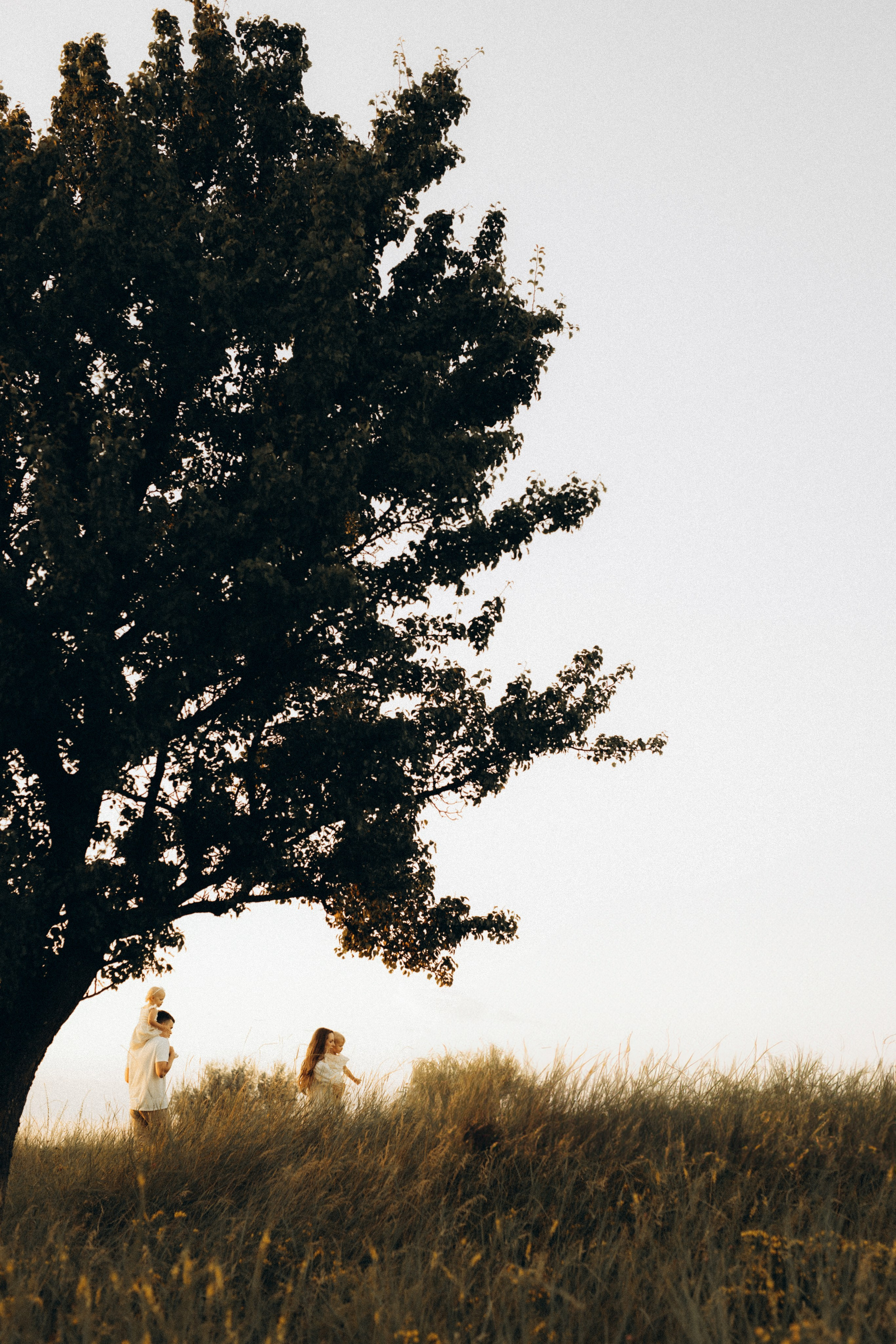 This is happiness — this is us....... Головна