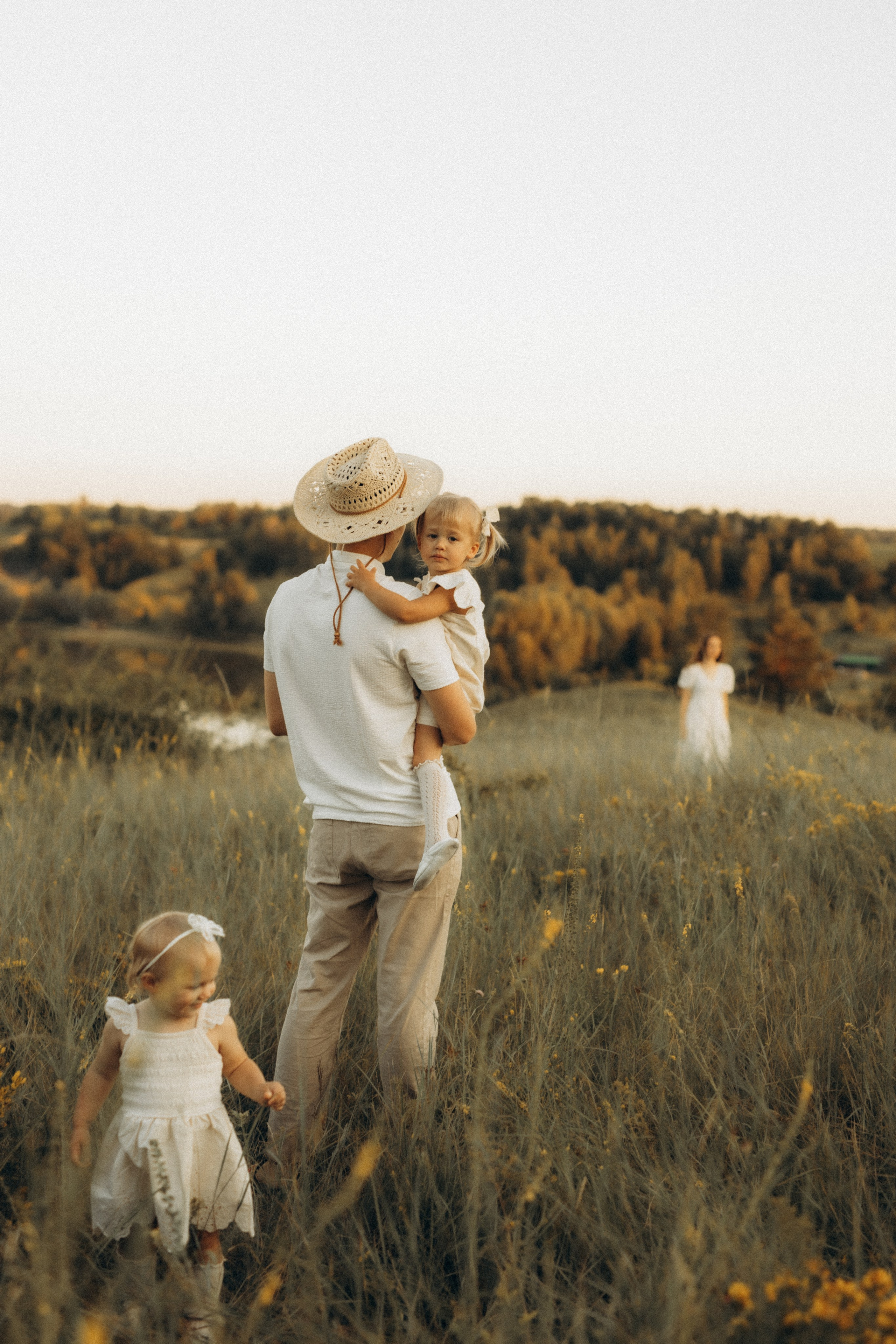 This is happiness — this is us....... Головна