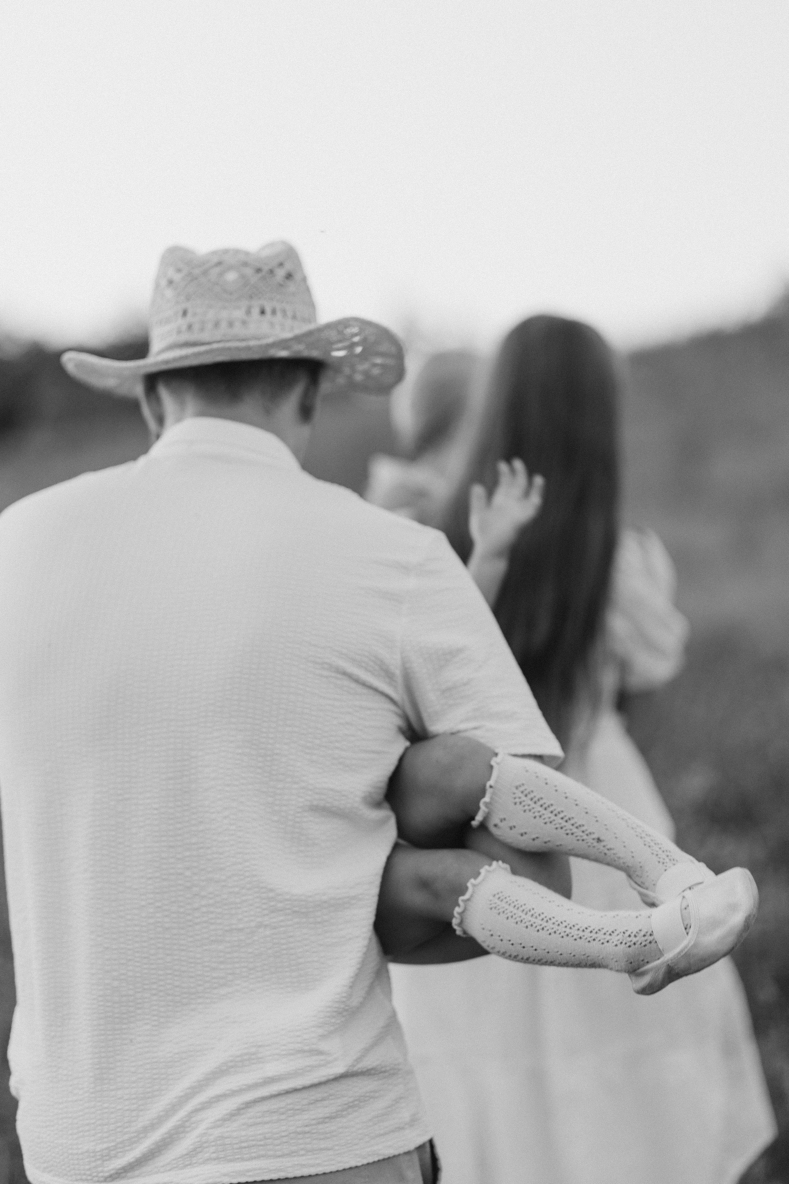 This is happiness — this is us....... Головна