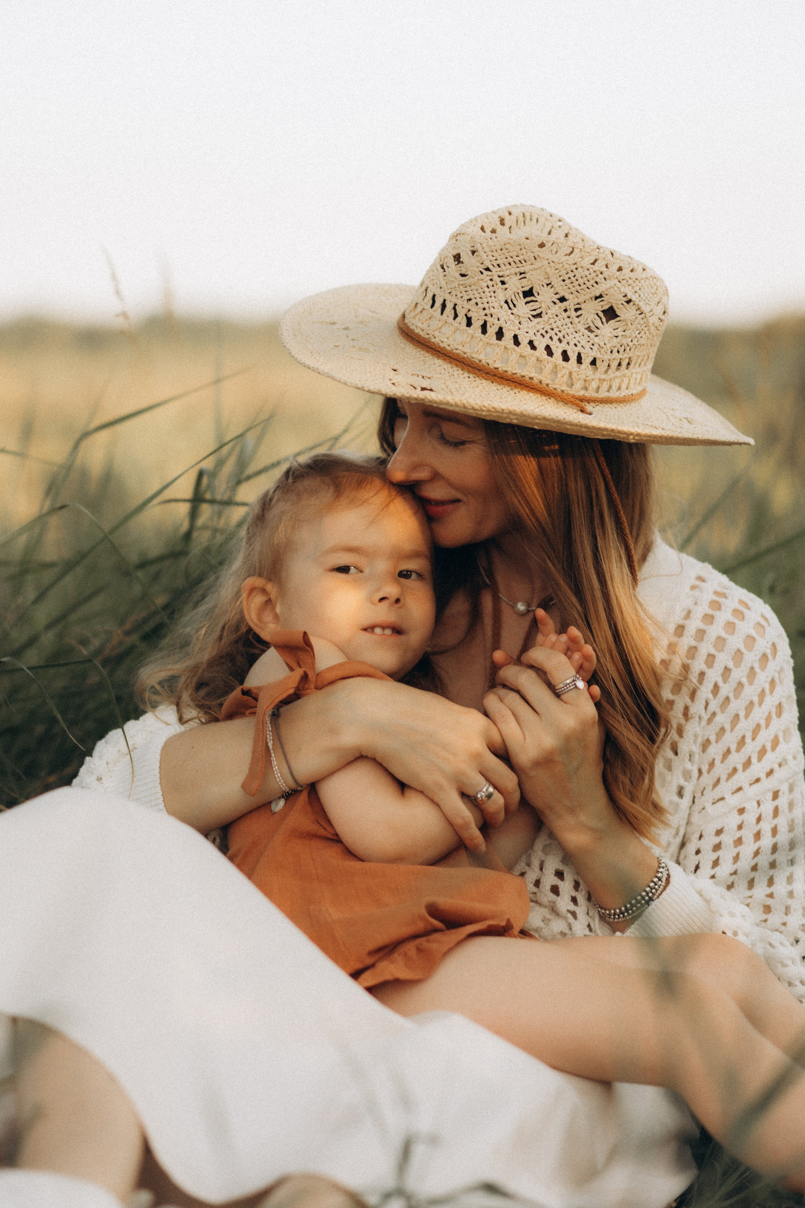 Stories of summer family days. Головна