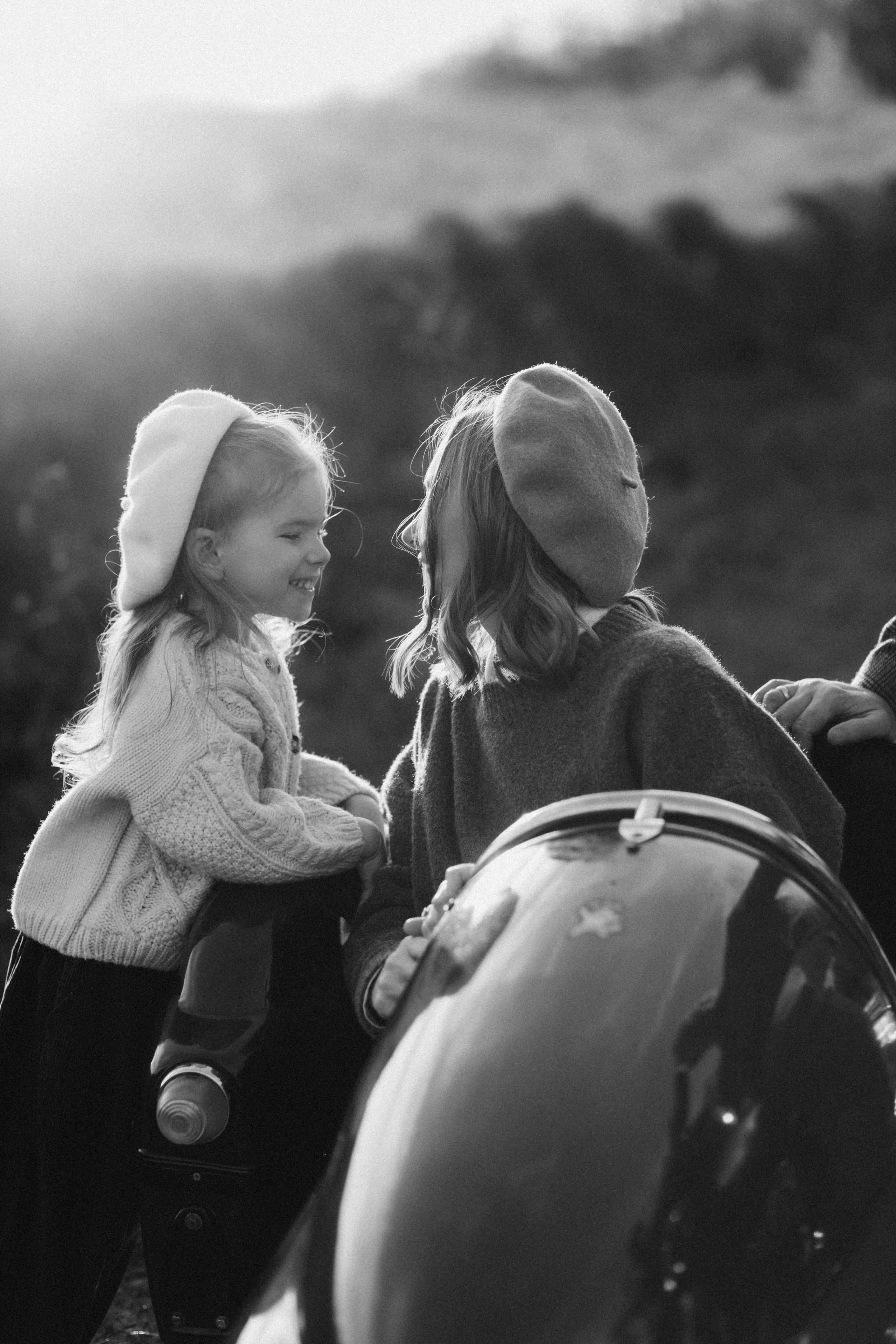 В обіймах щастя. Головна