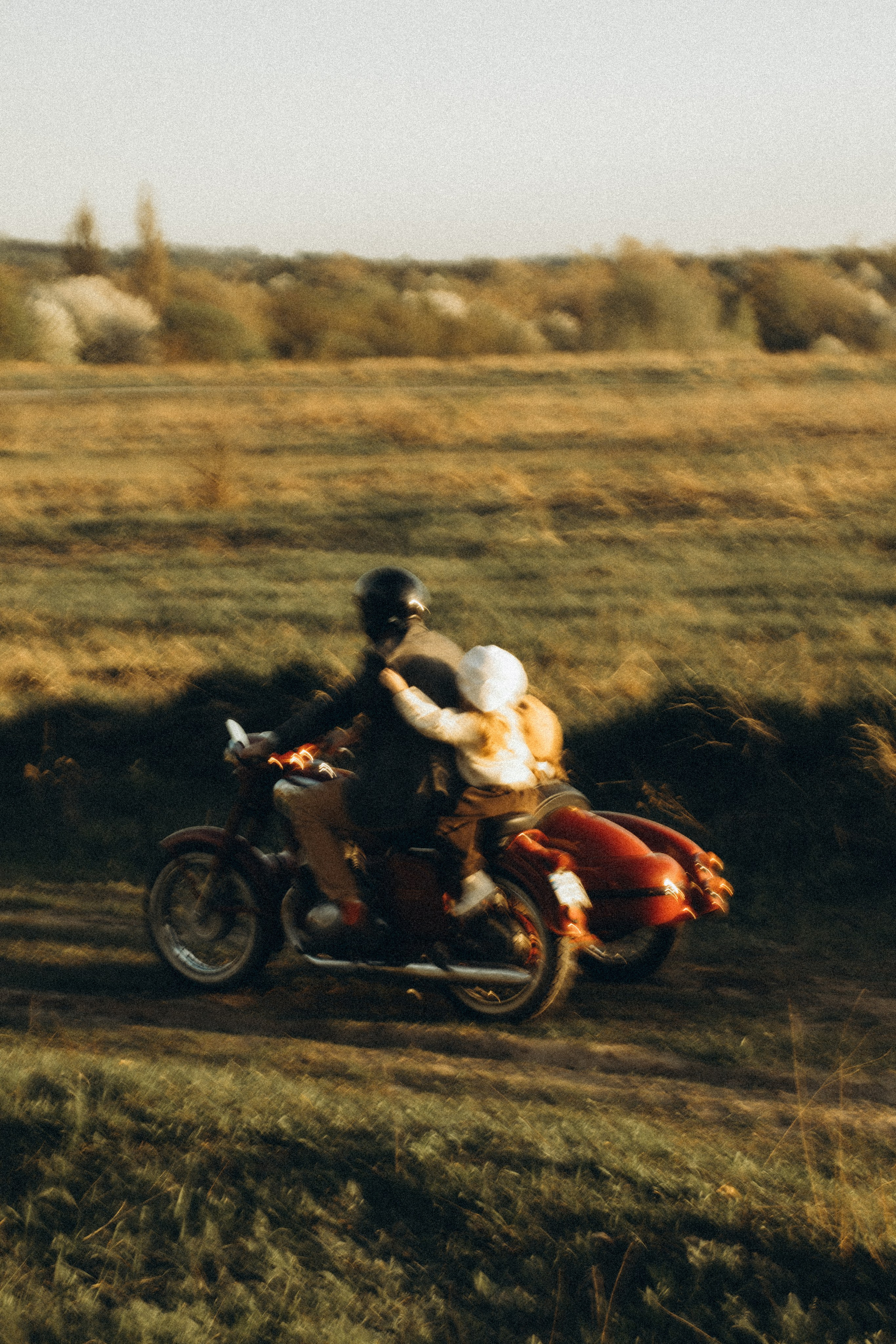 В обіймах щастя. Головна