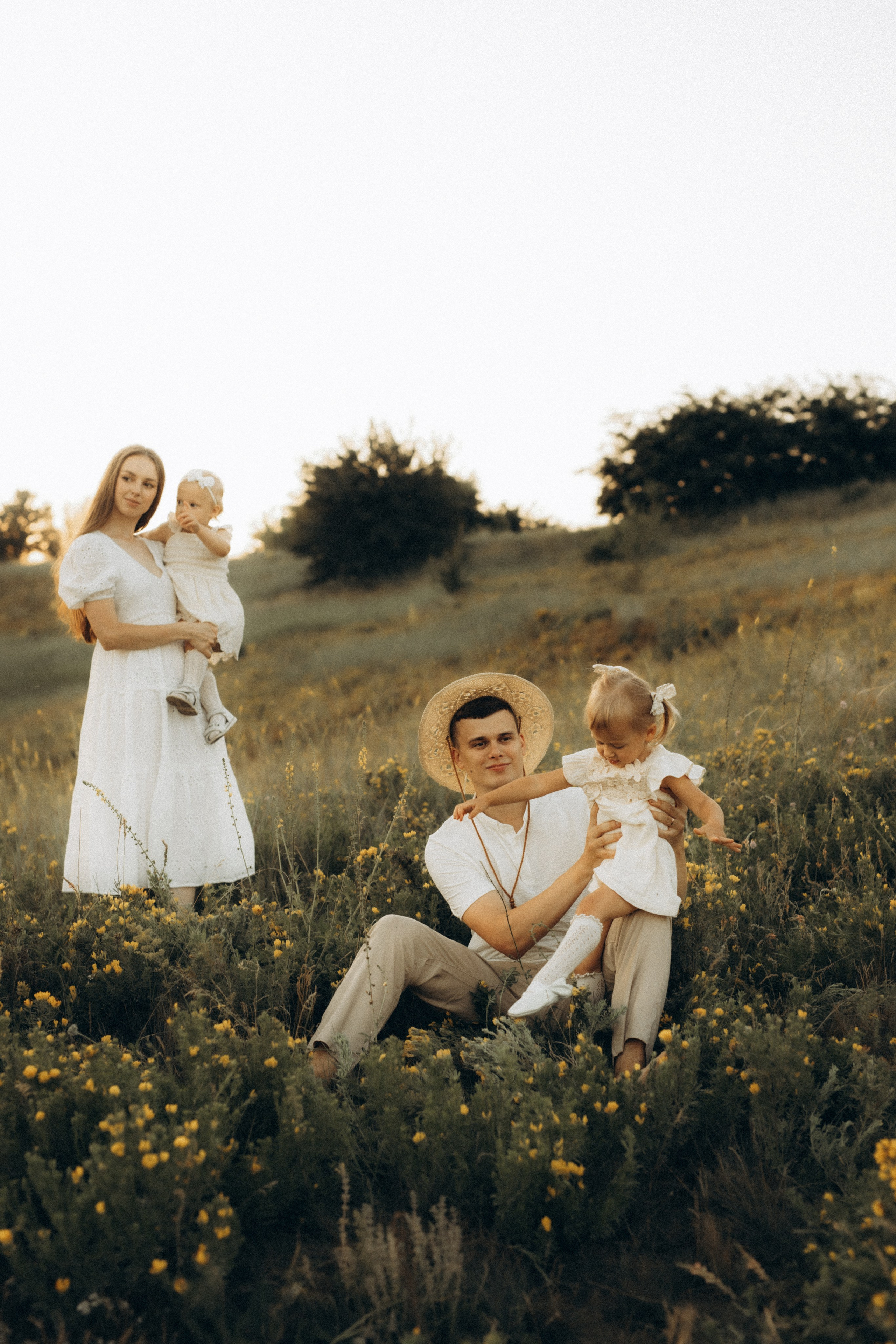 This is happiness — this is us....... Головна