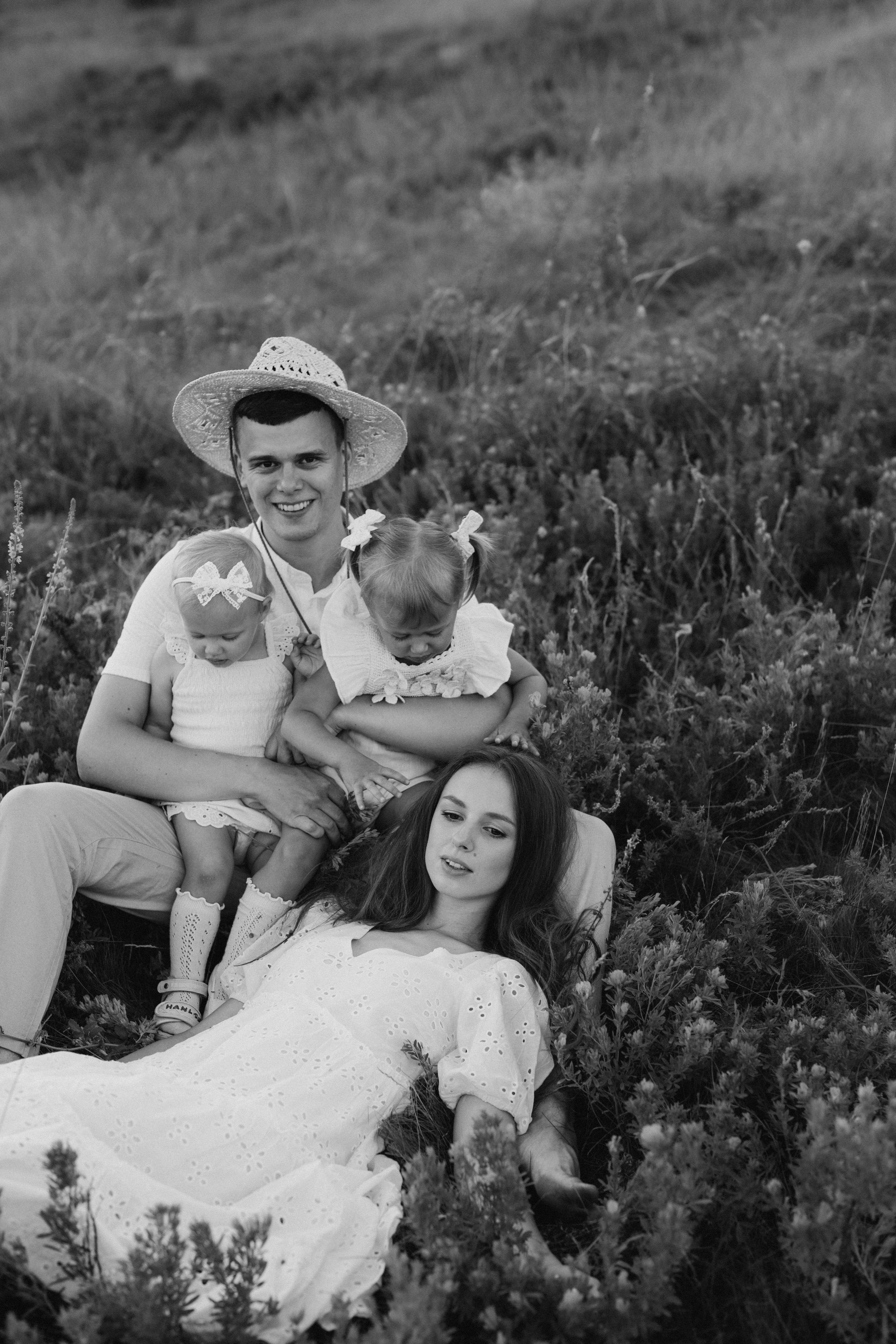 This is happiness — this is us....... Головна