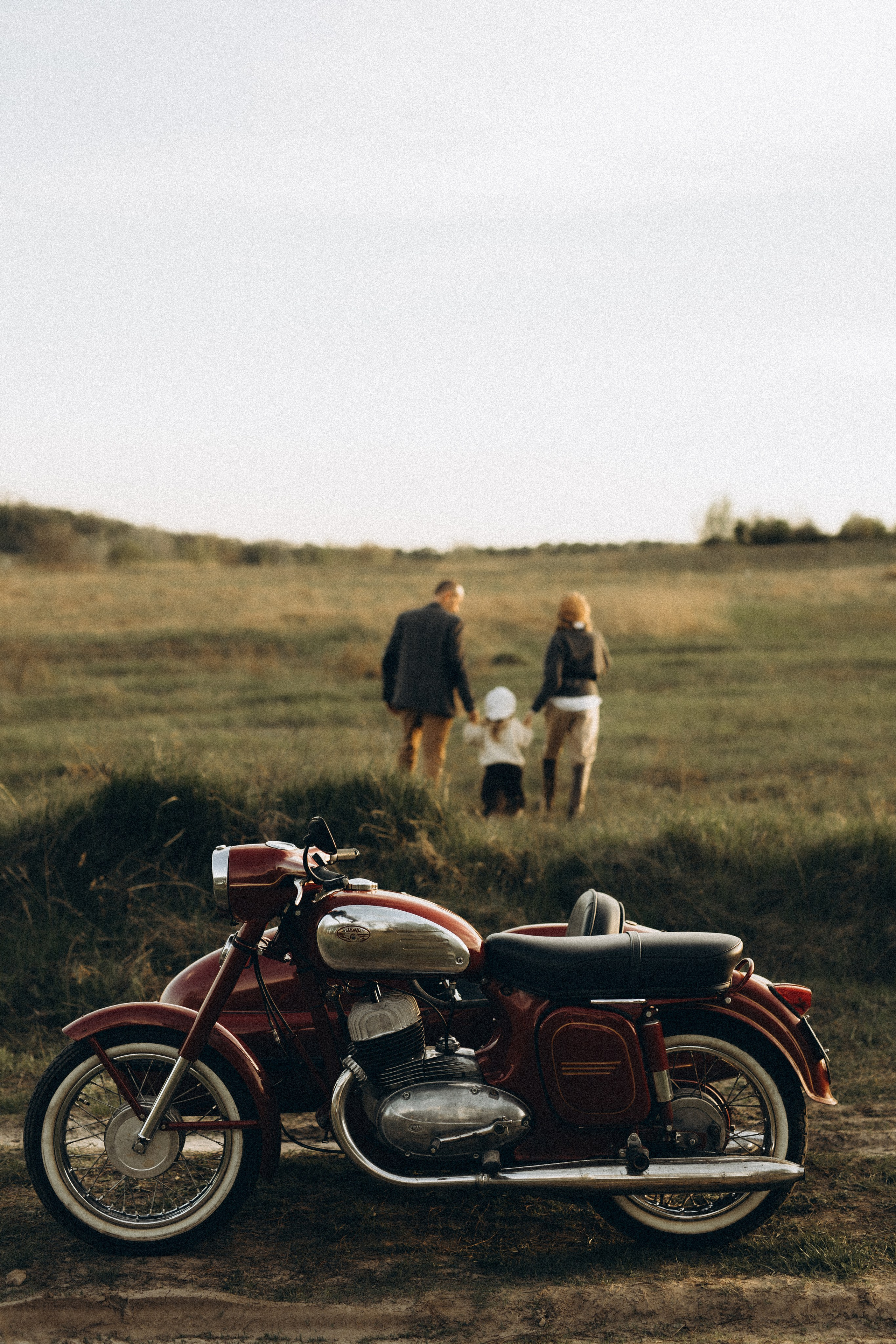В обіймах щастя. Головна
