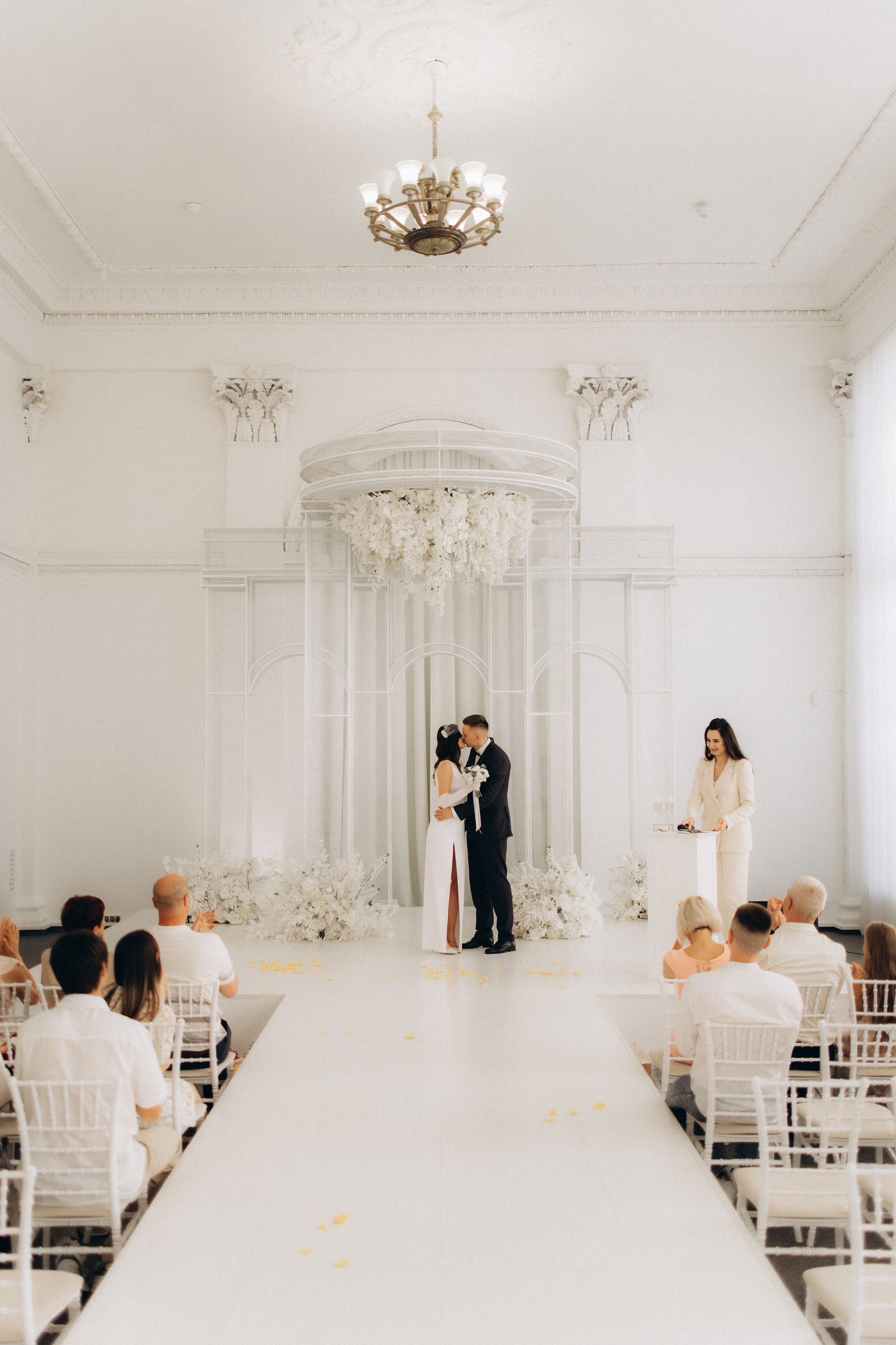 LOVE. Головна