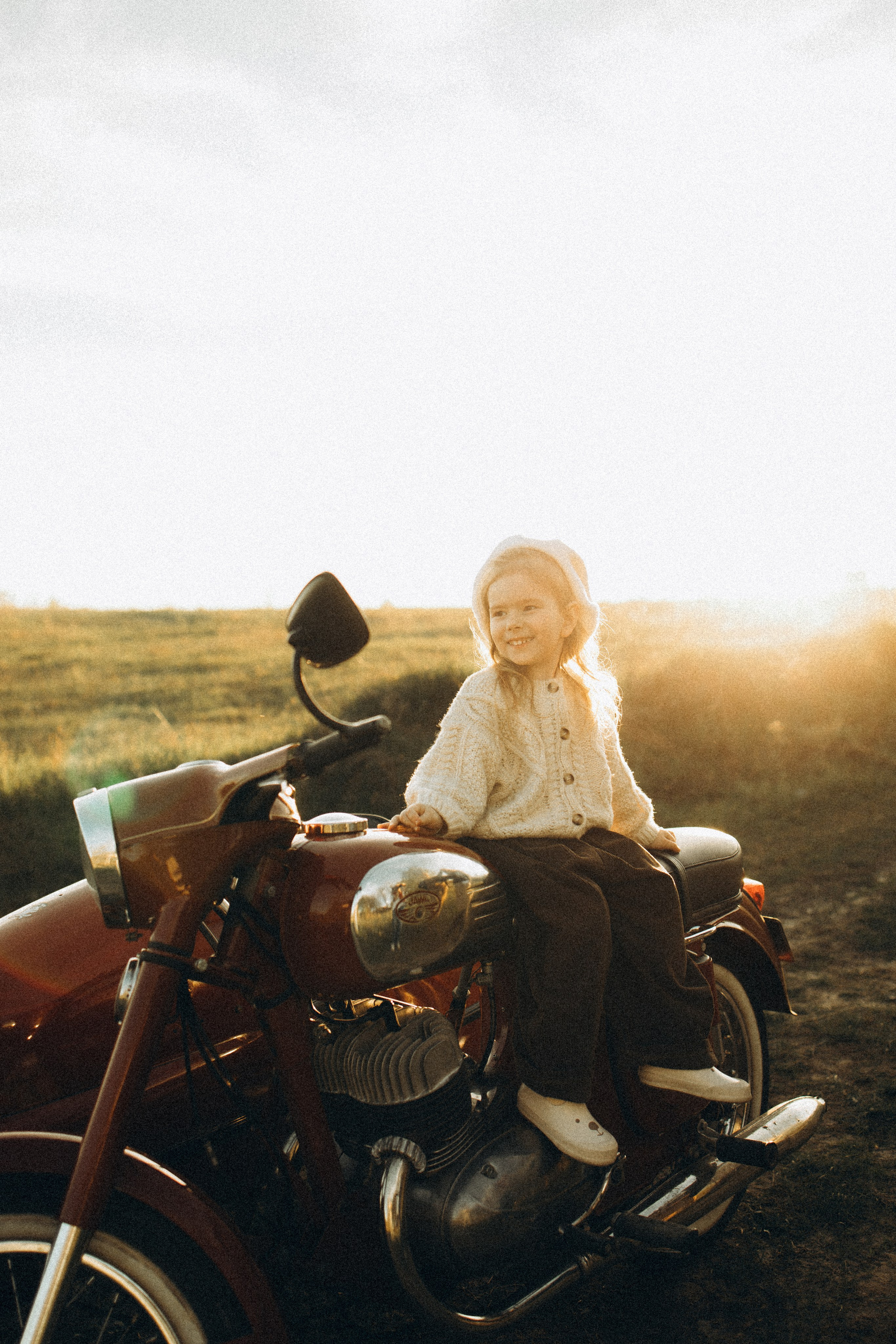 В обіймах щастя. Головна