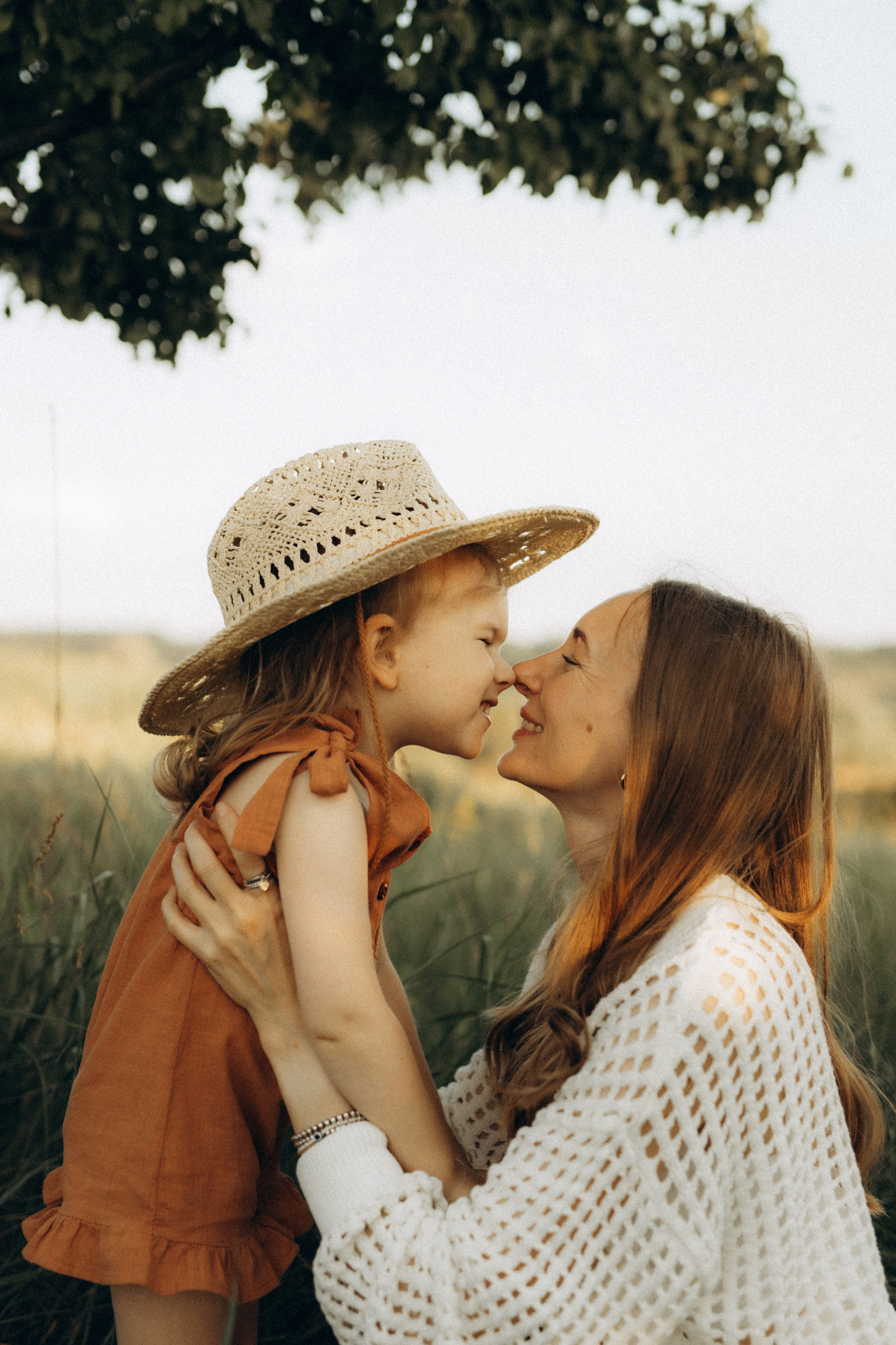 Stories of summer family days. Головна