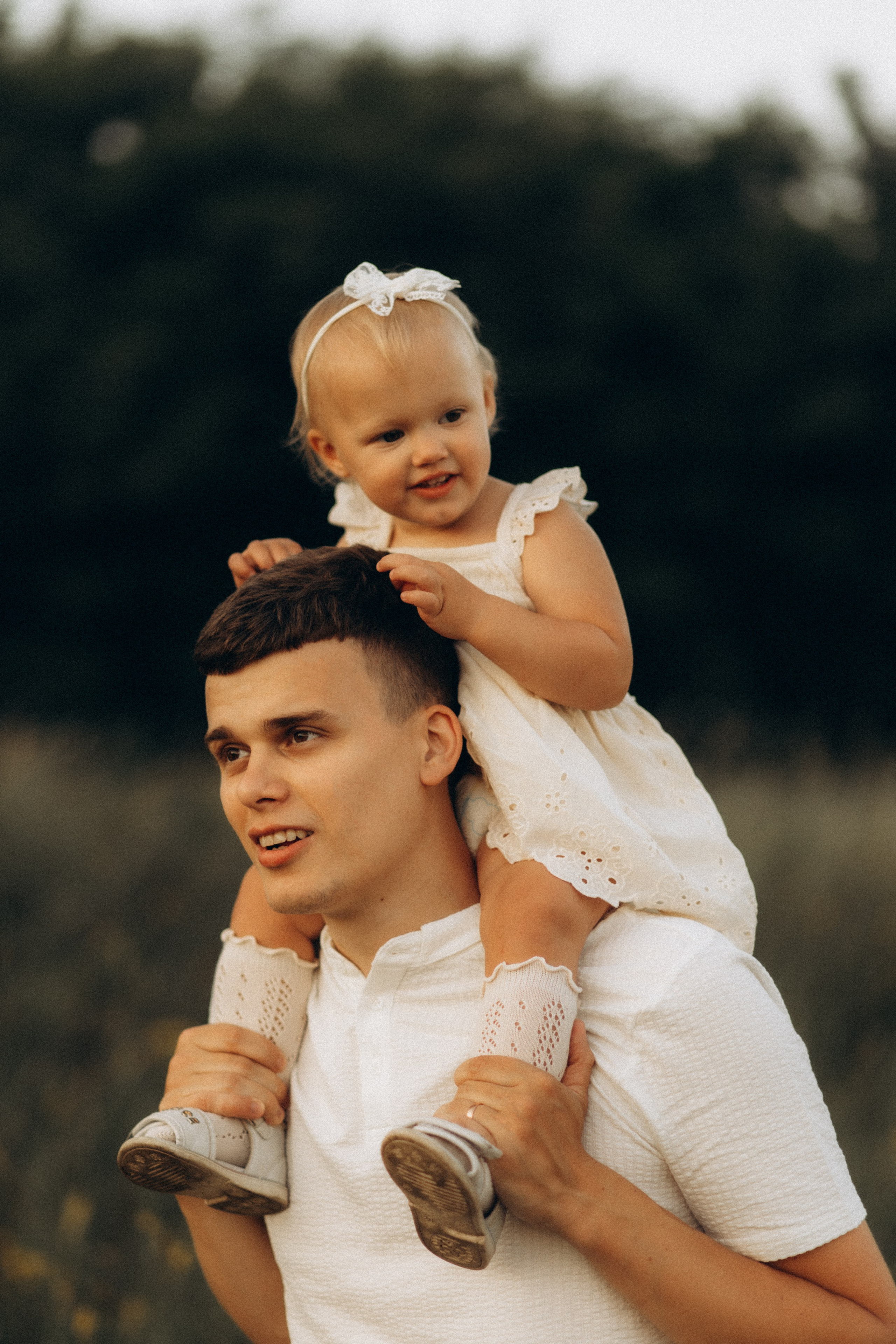 This is happiness — this is us....... Головна