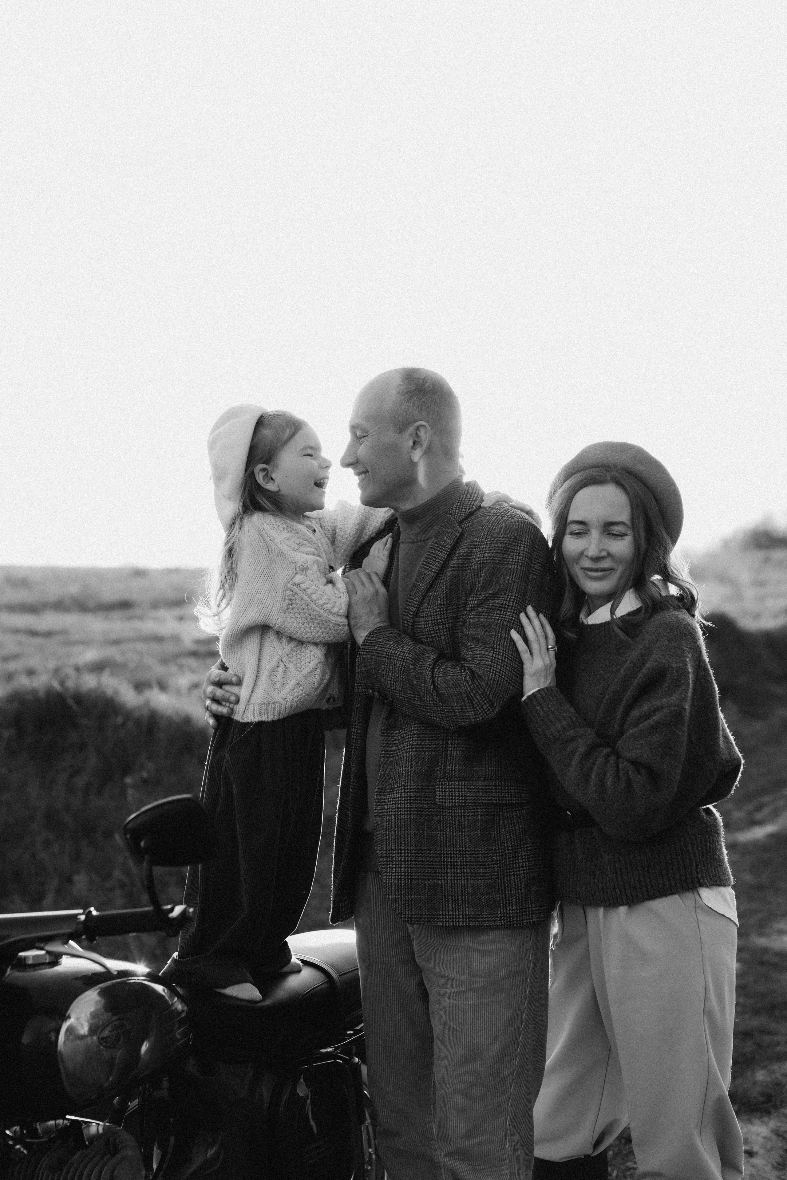 В обіймах щастя. Головна