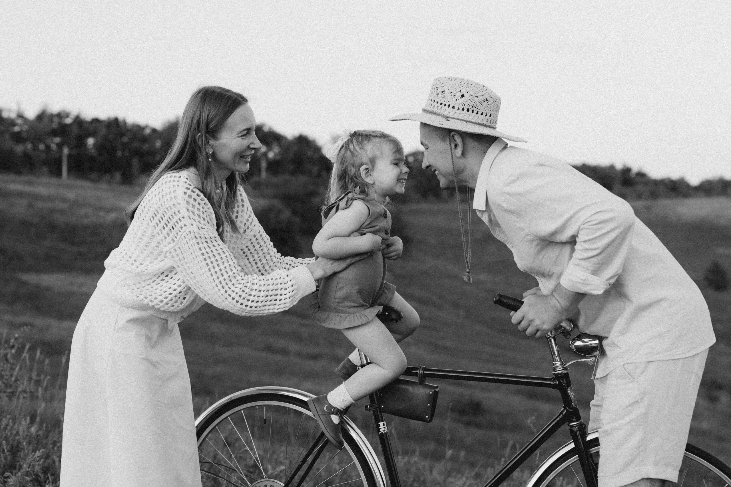 Stories of summer family days. Головна