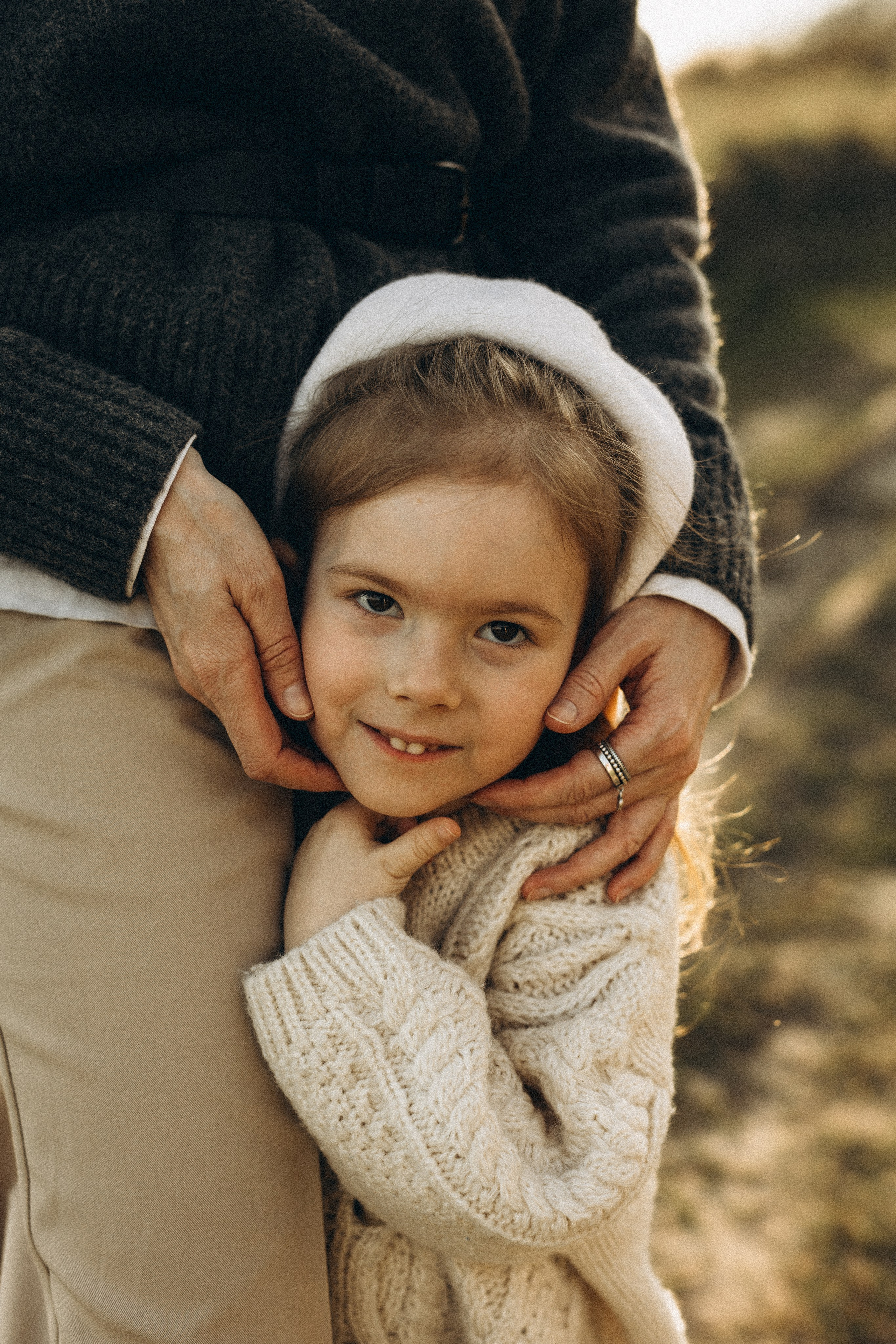 В обіймах щастя. Головна