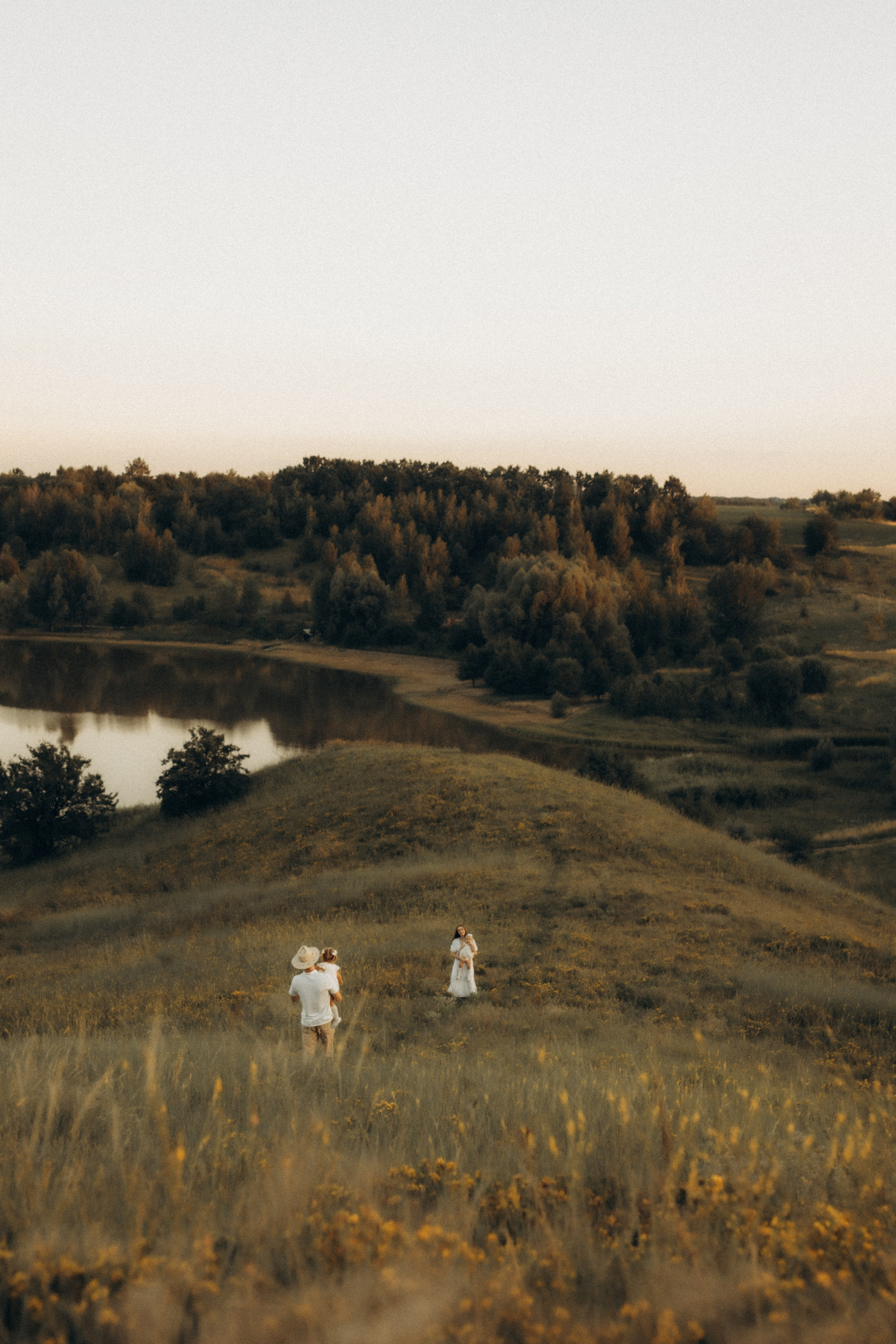 This is happiness — this is us....... Головна