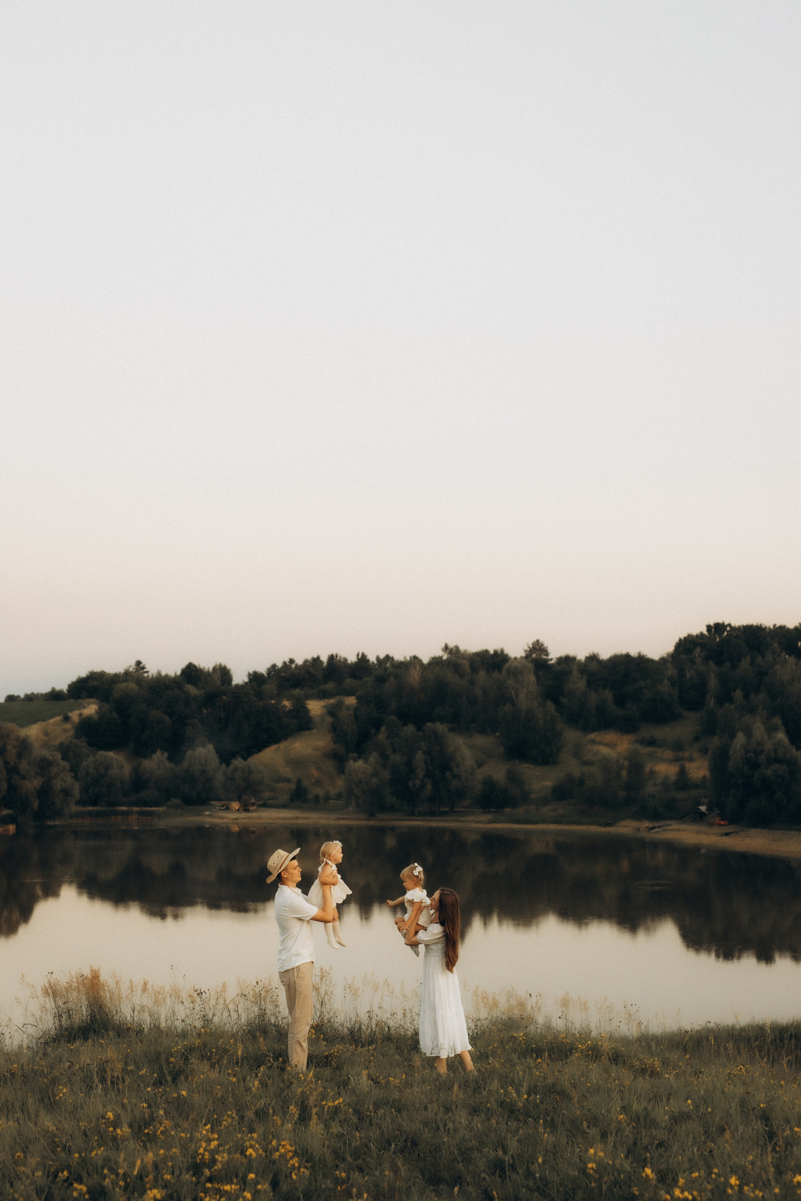 This is happiness — this is us....... Головна