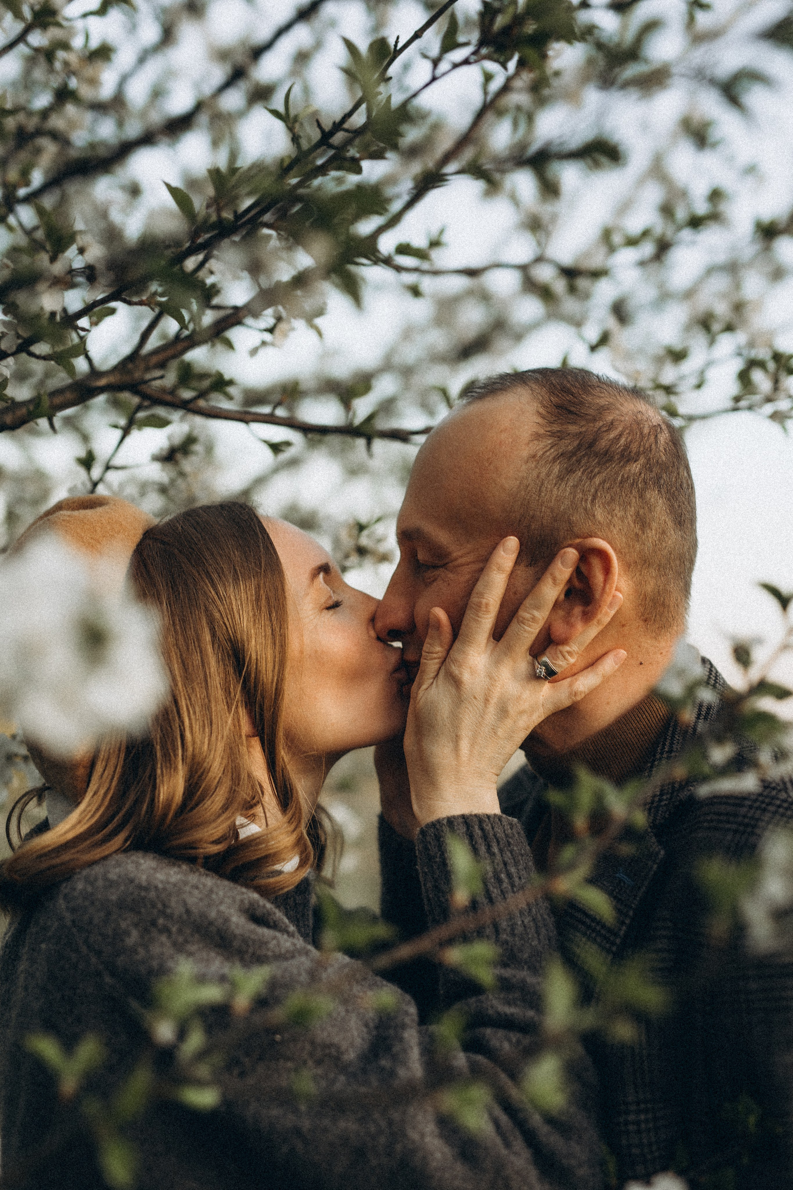 В обіймах щастя. Головна