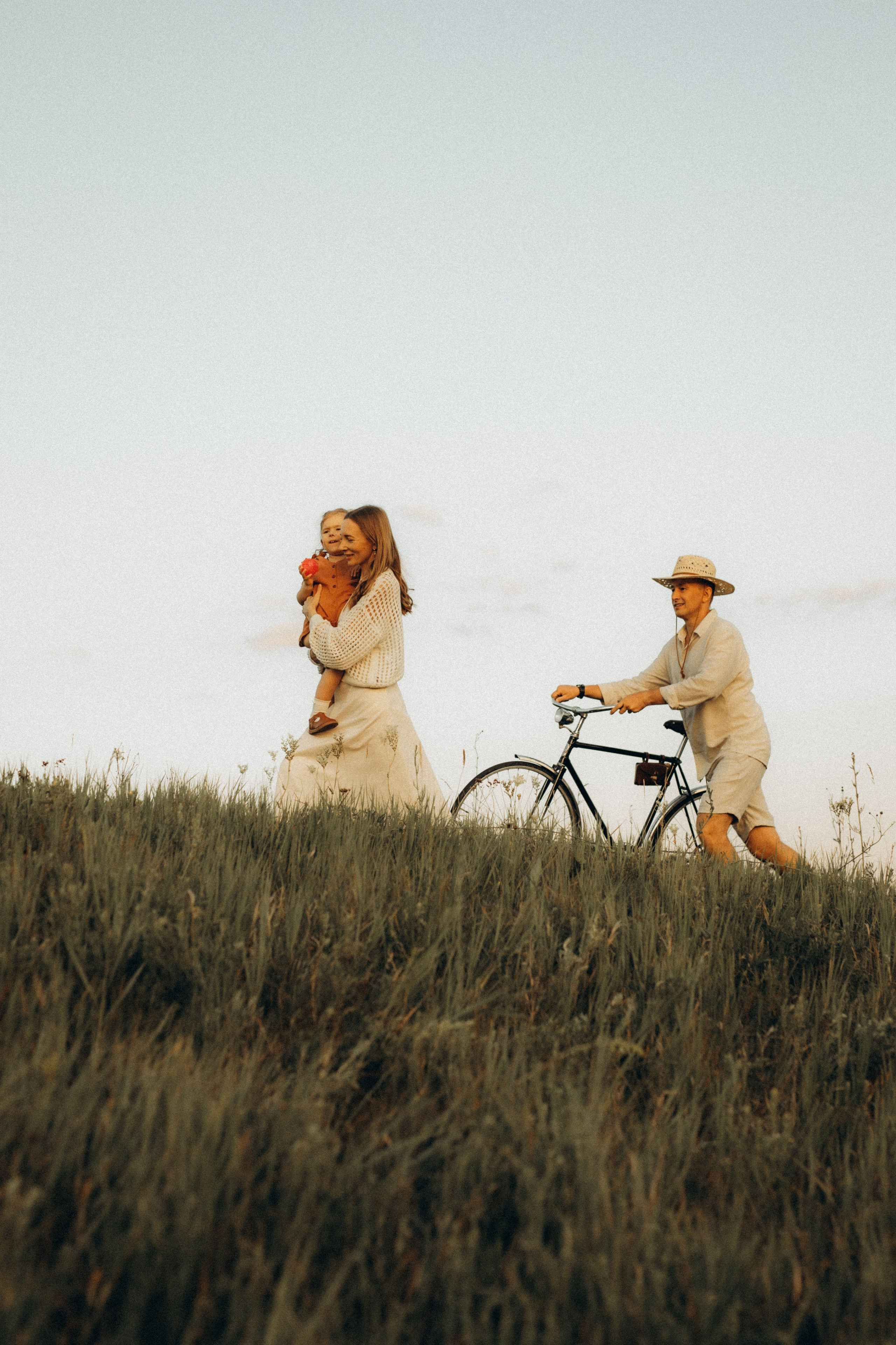 Stories of summer family days. Головна