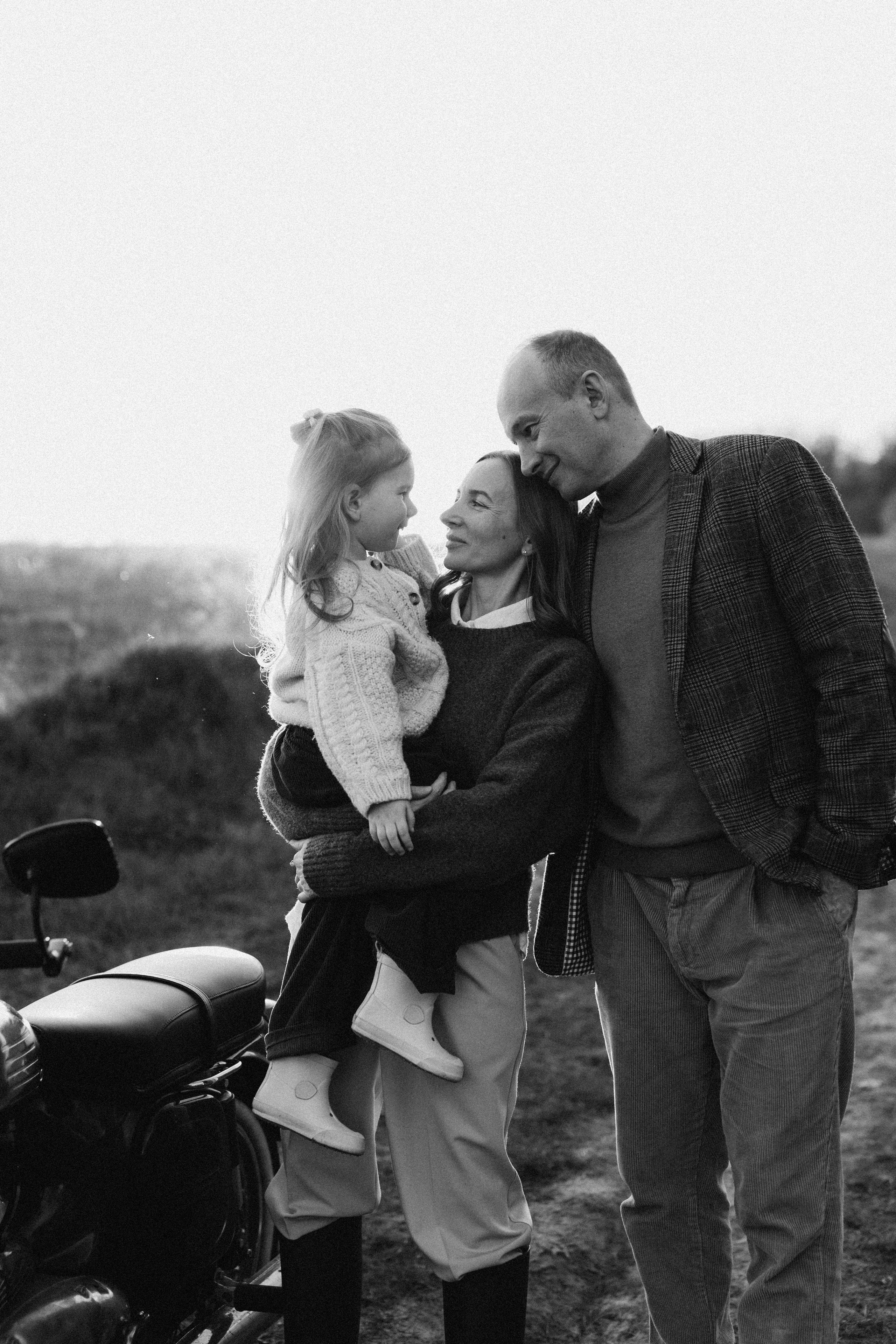 В обіймах щастя. Головна