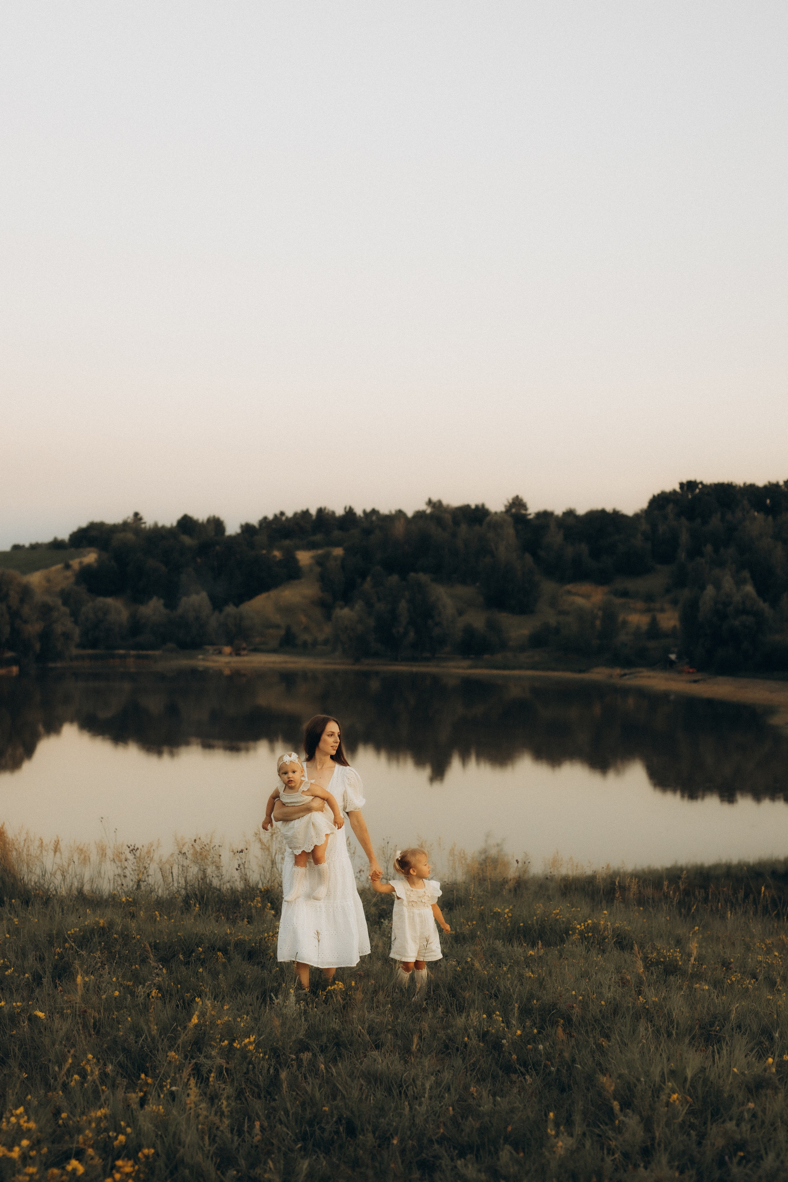 This is happiness — this is us....... Головна