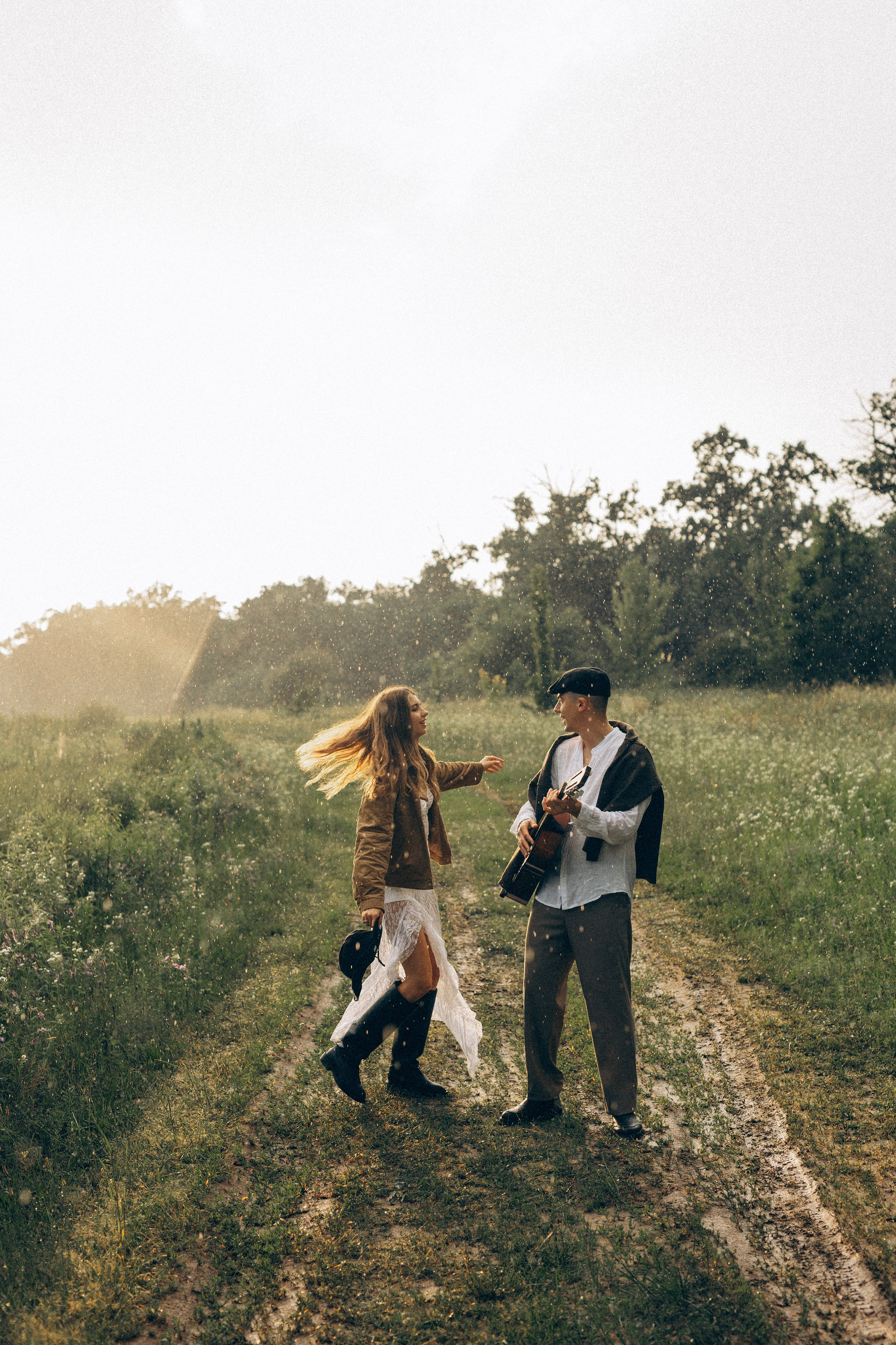 Історія одного дощу. Головна