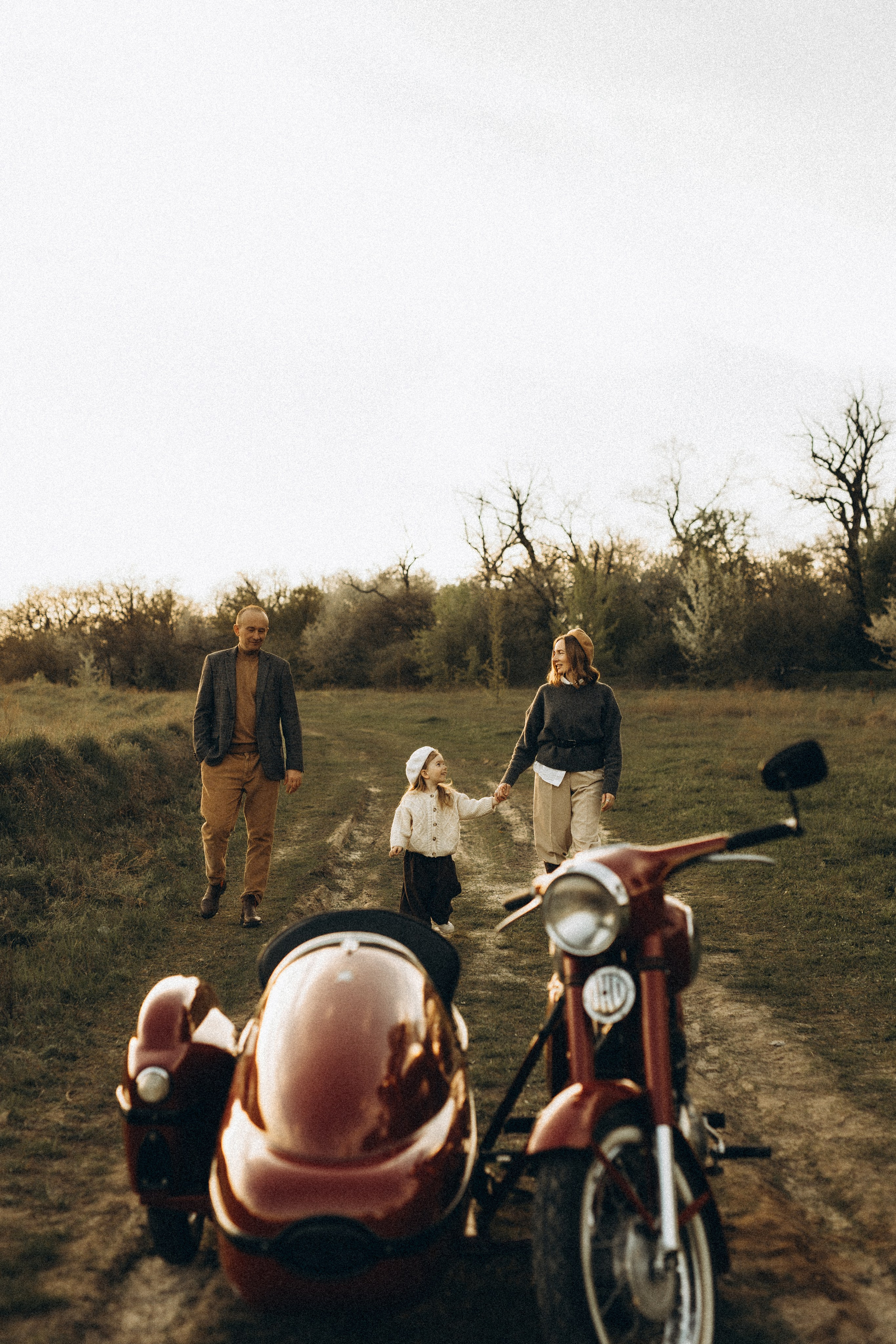 В обіймах щастя. Головна