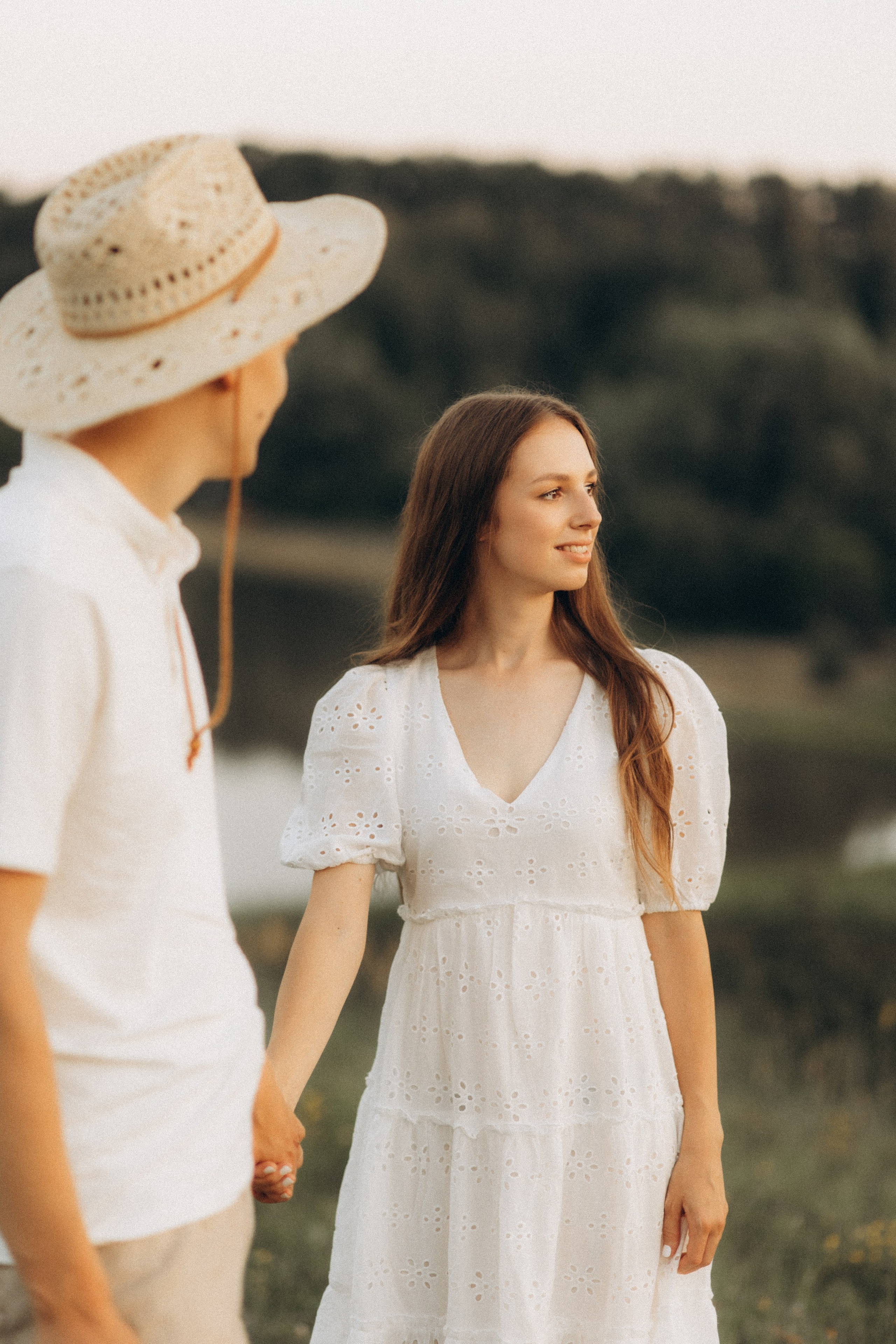 This is happiness — this is us....... Головна