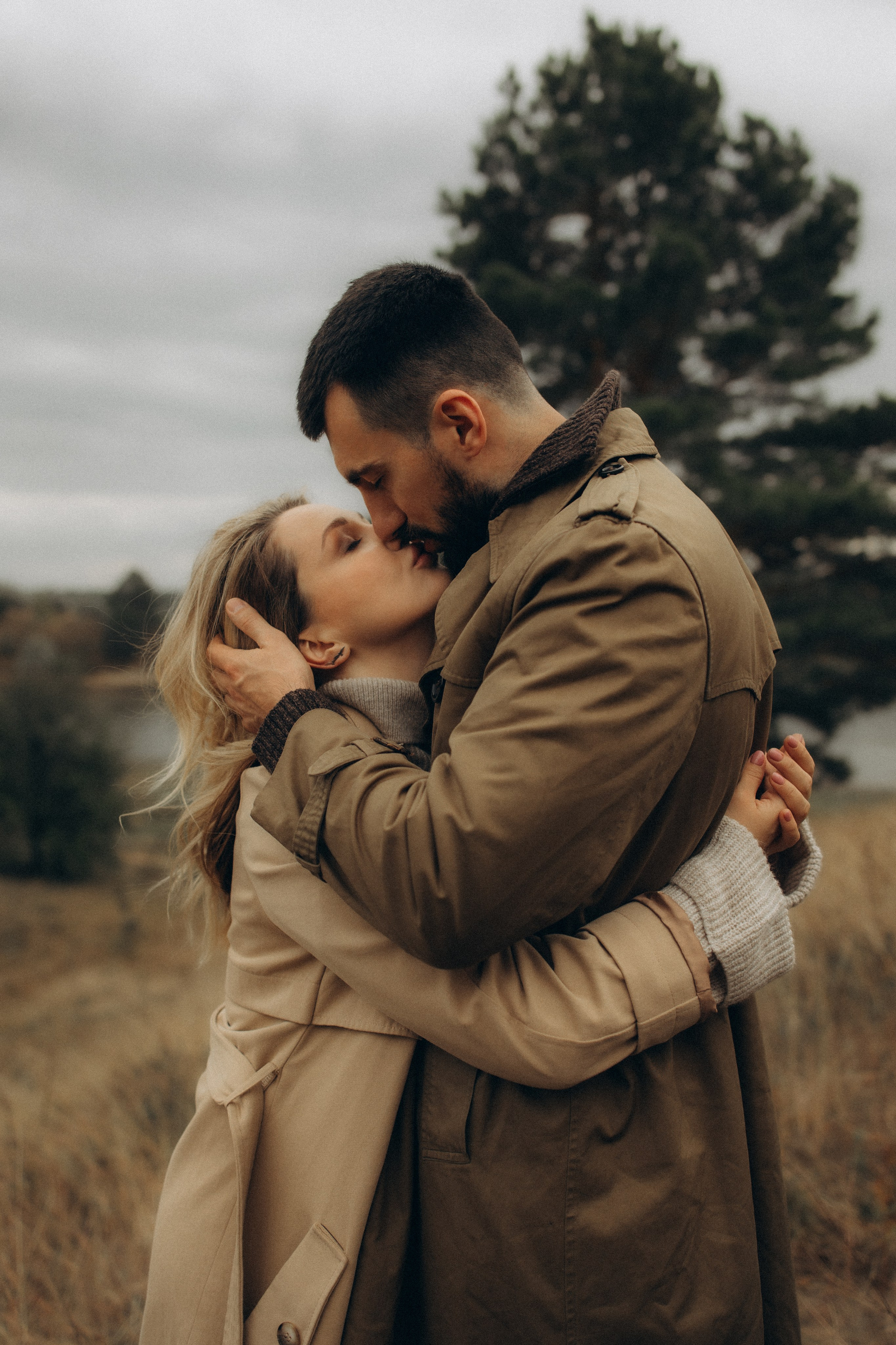 Щасливі люди. Головна