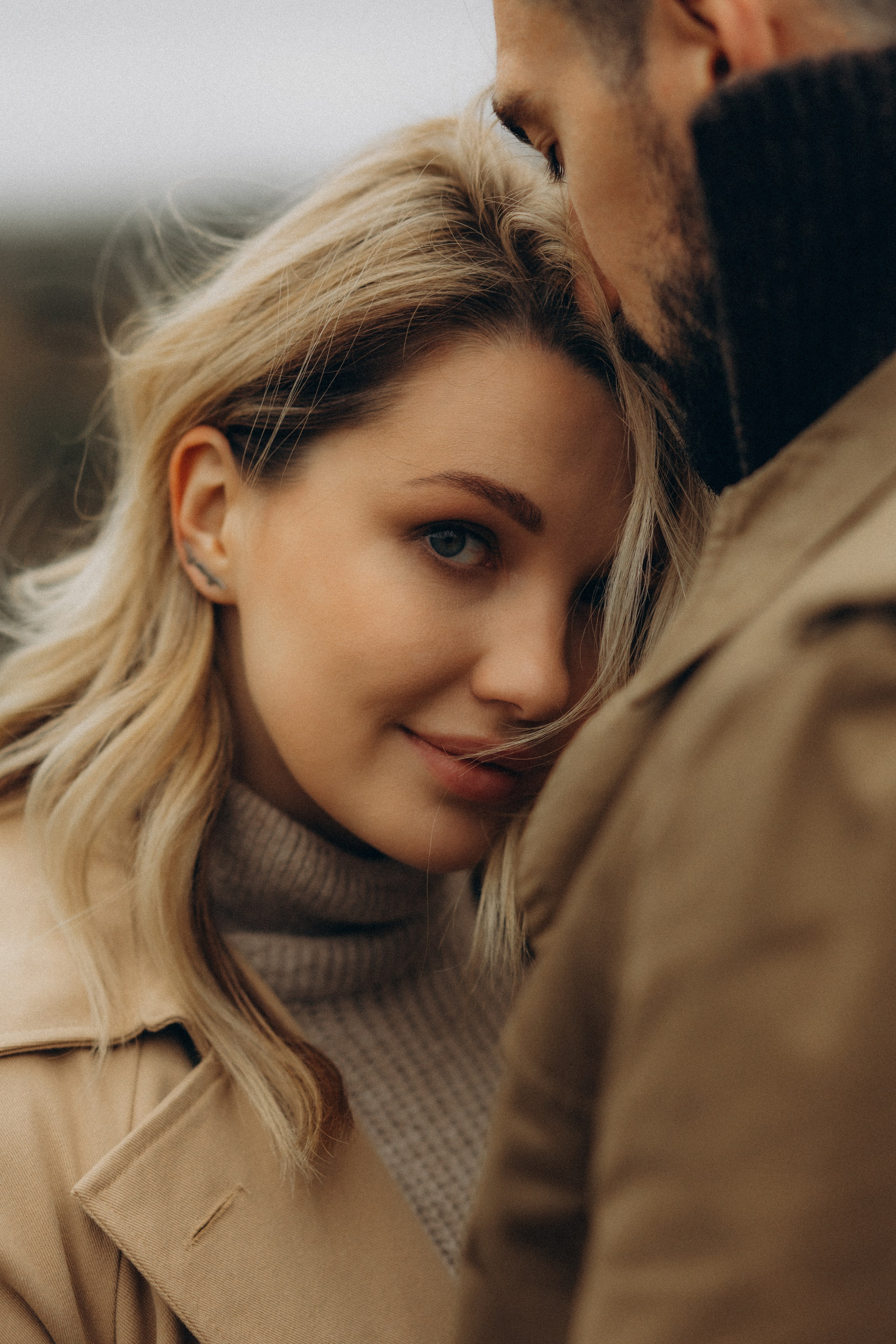 Щасливі люди. Головна