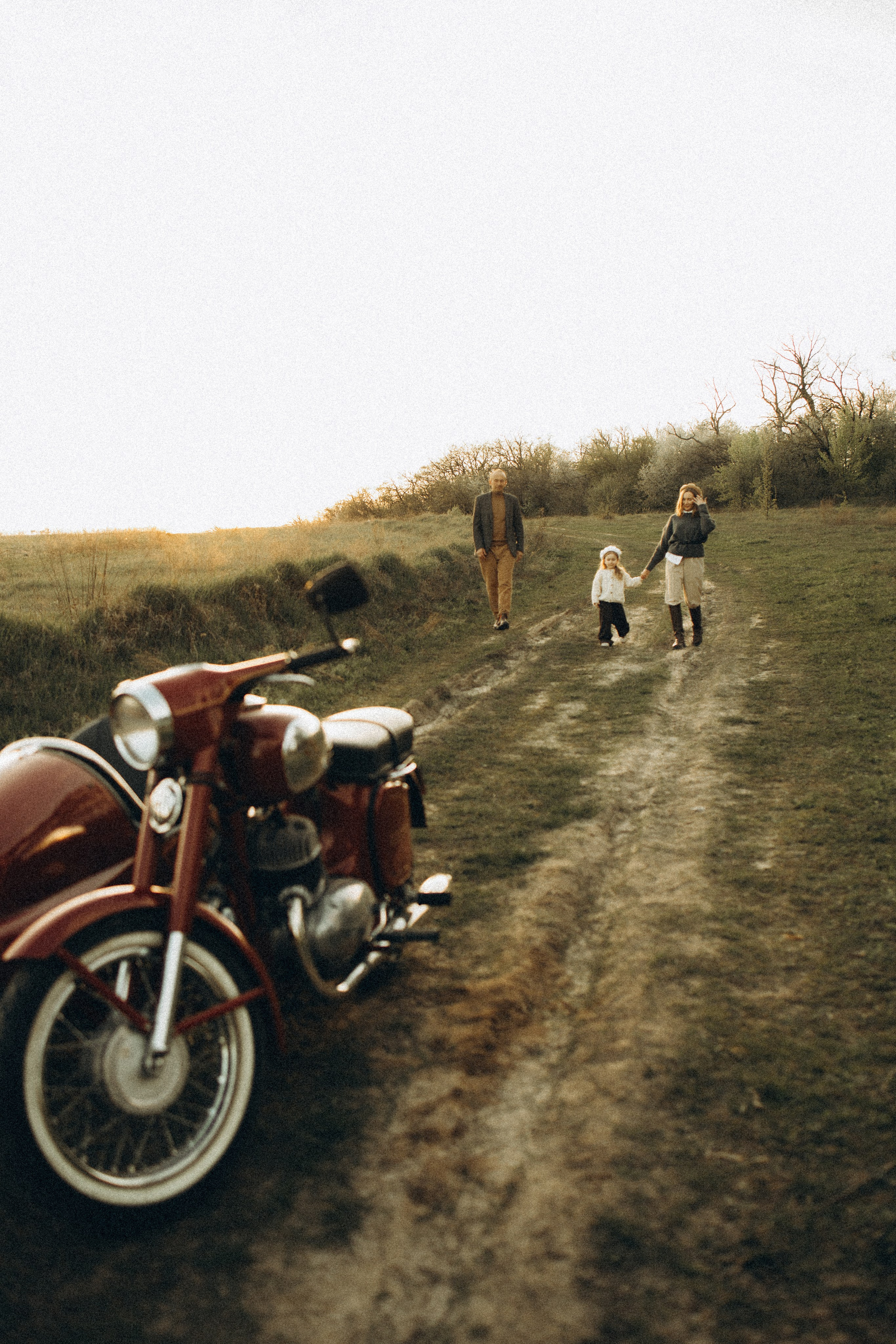 В обіймах щастя. Головна