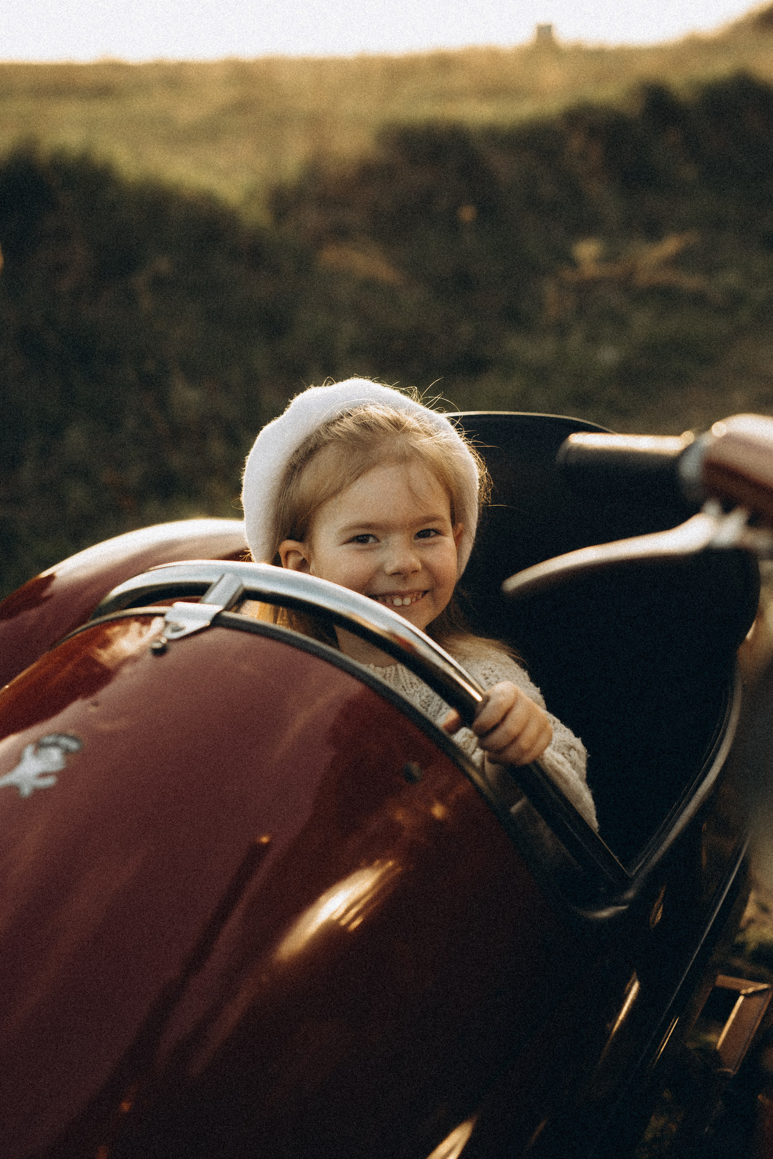 В обіймах щастя. Головна