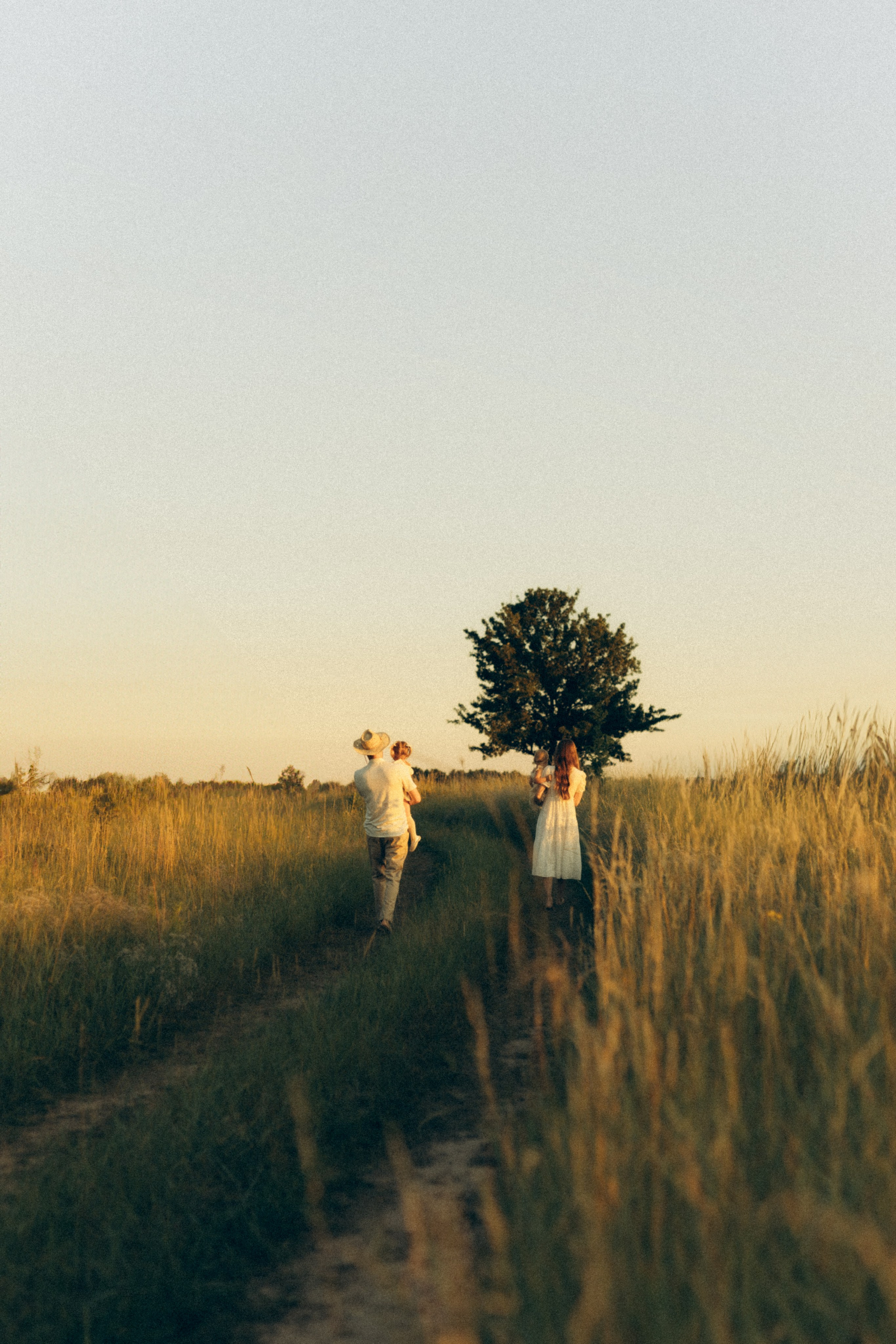 This is happiness — this is us....... Головна