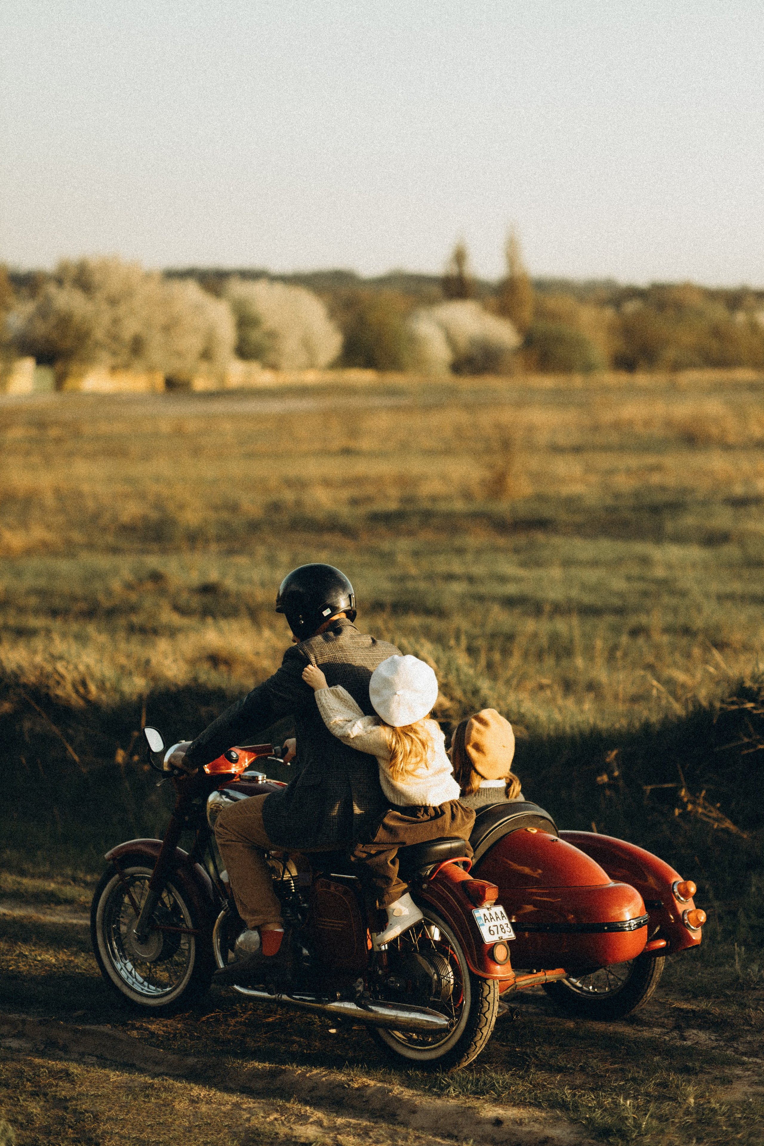 В обіймах щастя. Головна