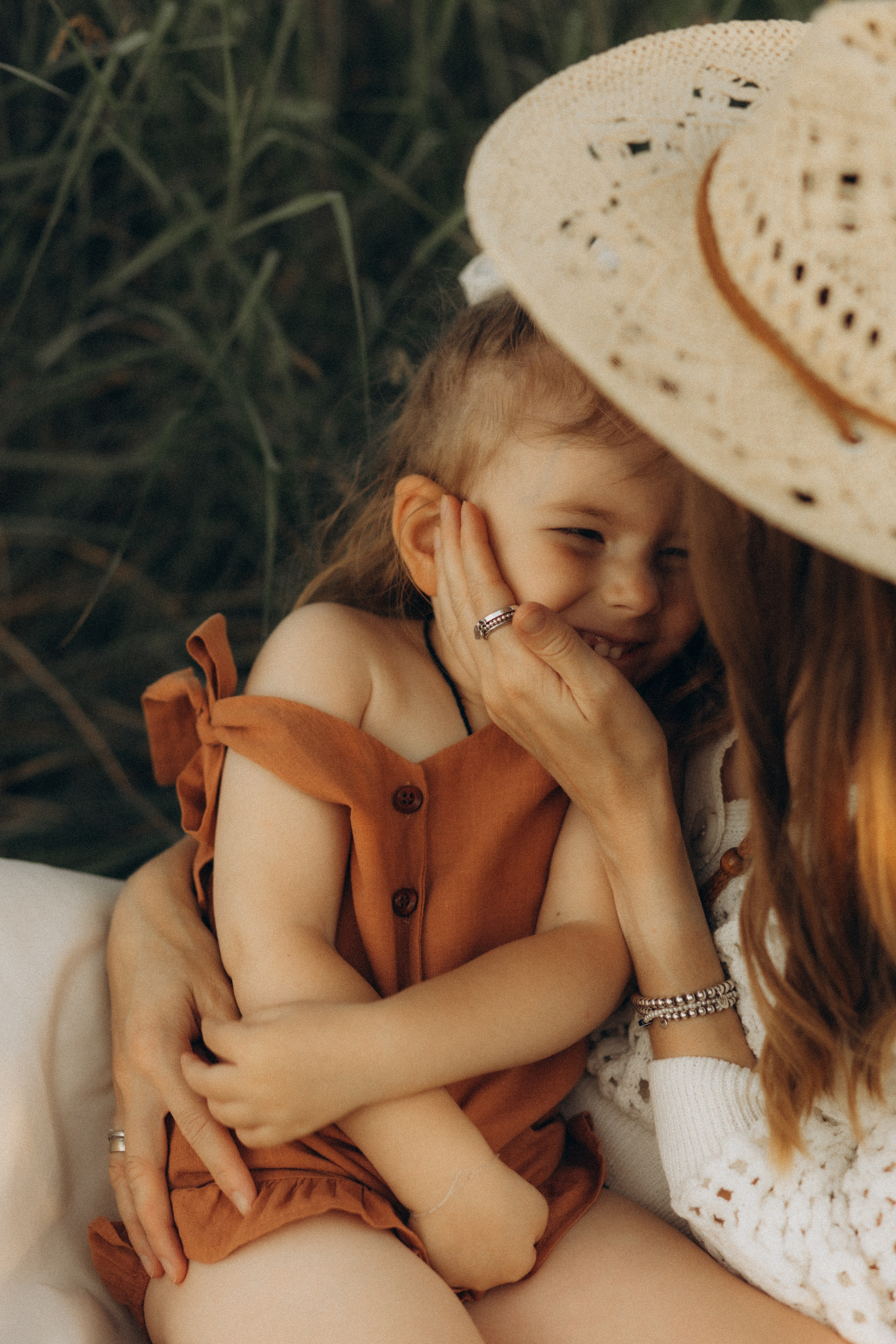 Stories of summer family days. Головна