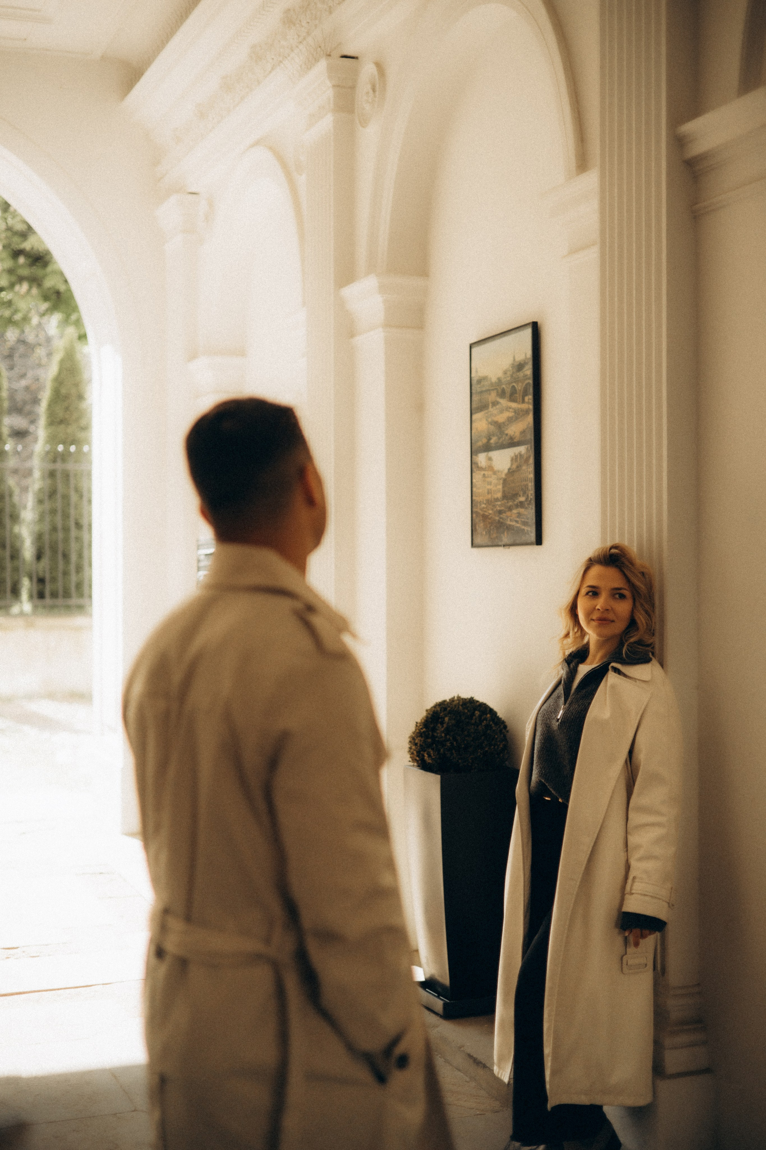 So in Love. Головна