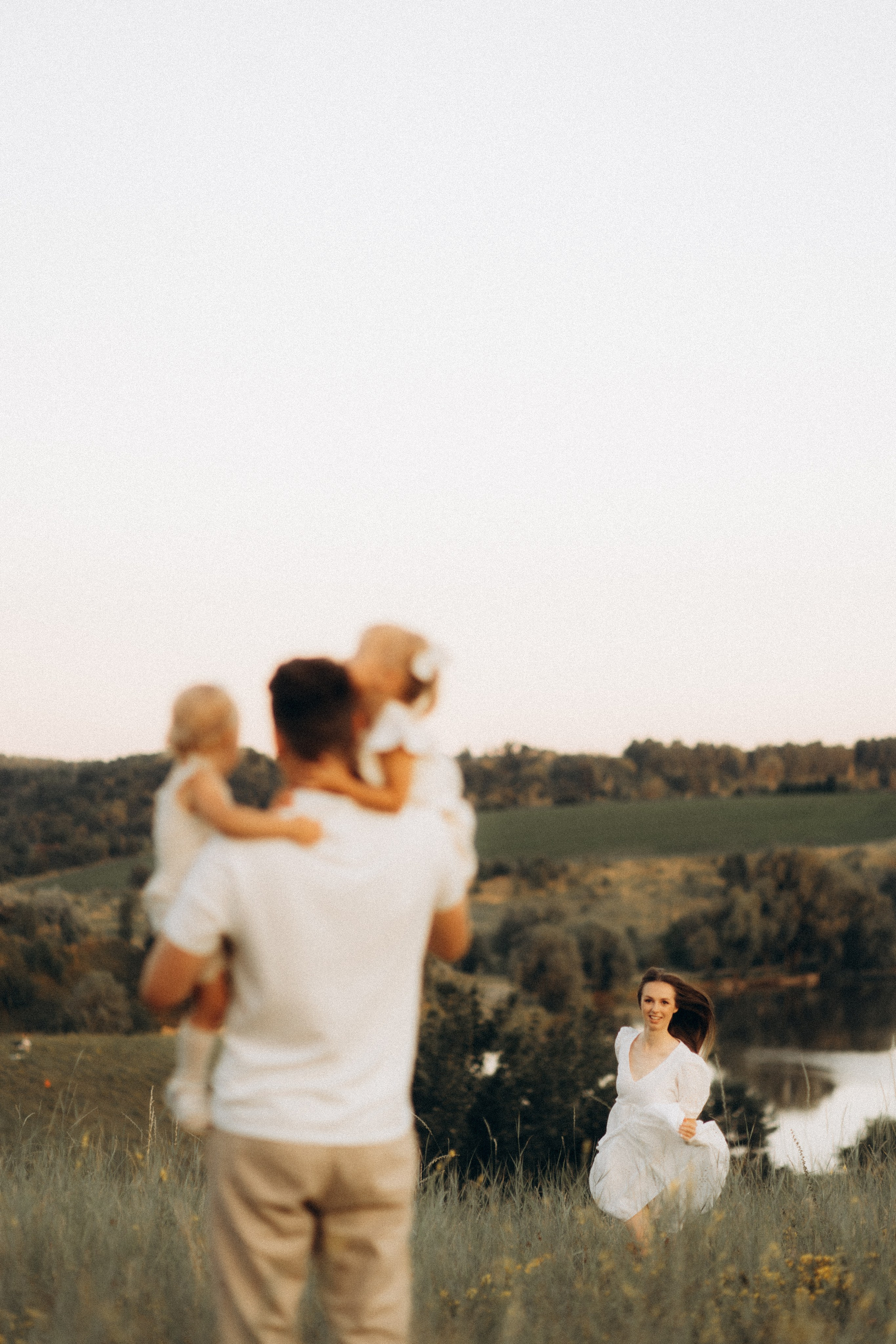 This is happiness — this is us....... Головна