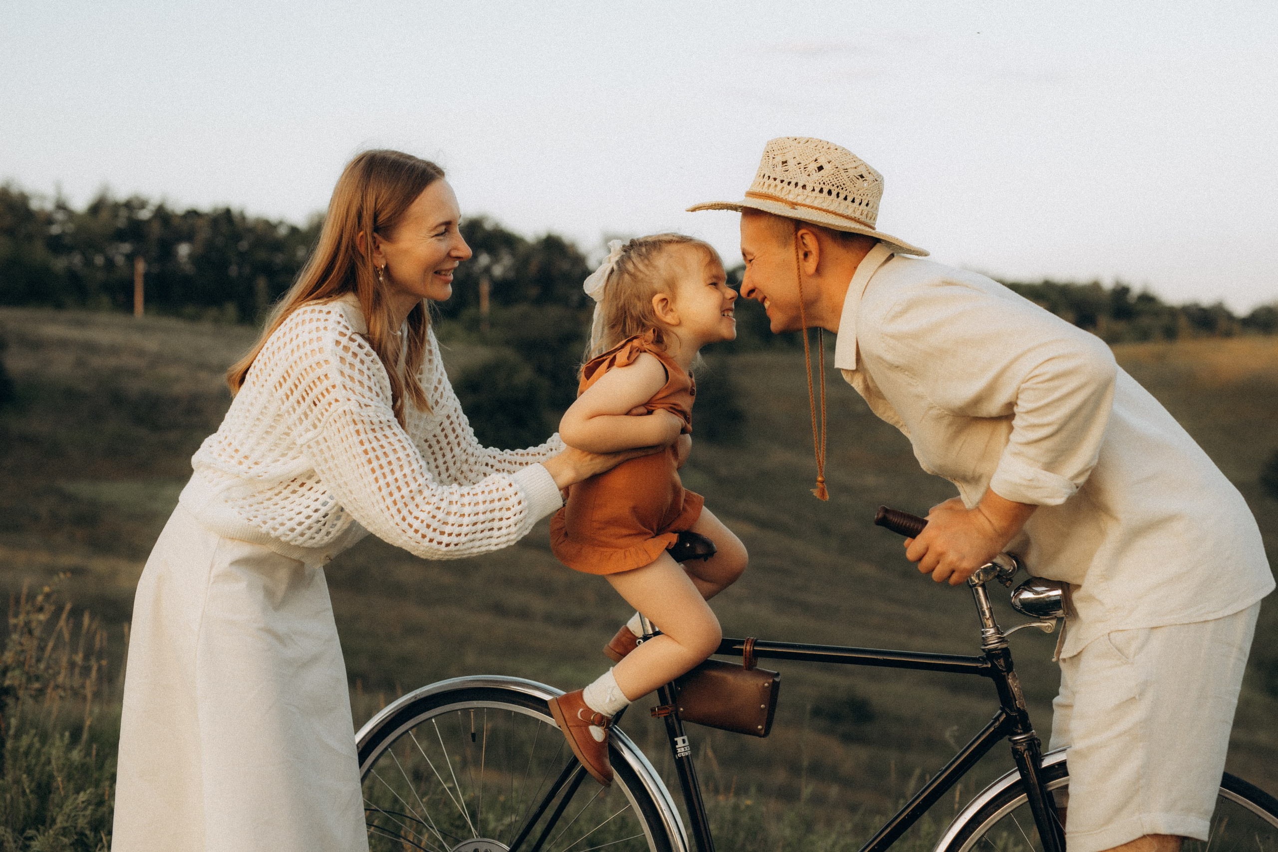 Stories of summer family days. Головна