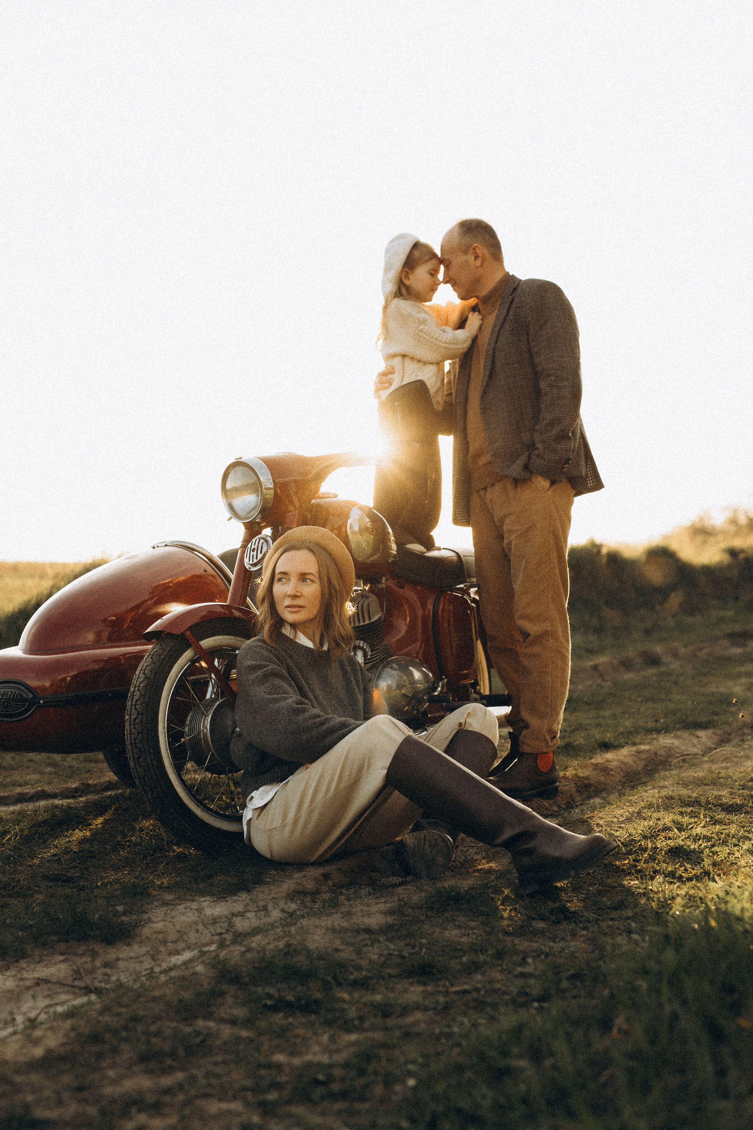 В обіймах щастя. Головна