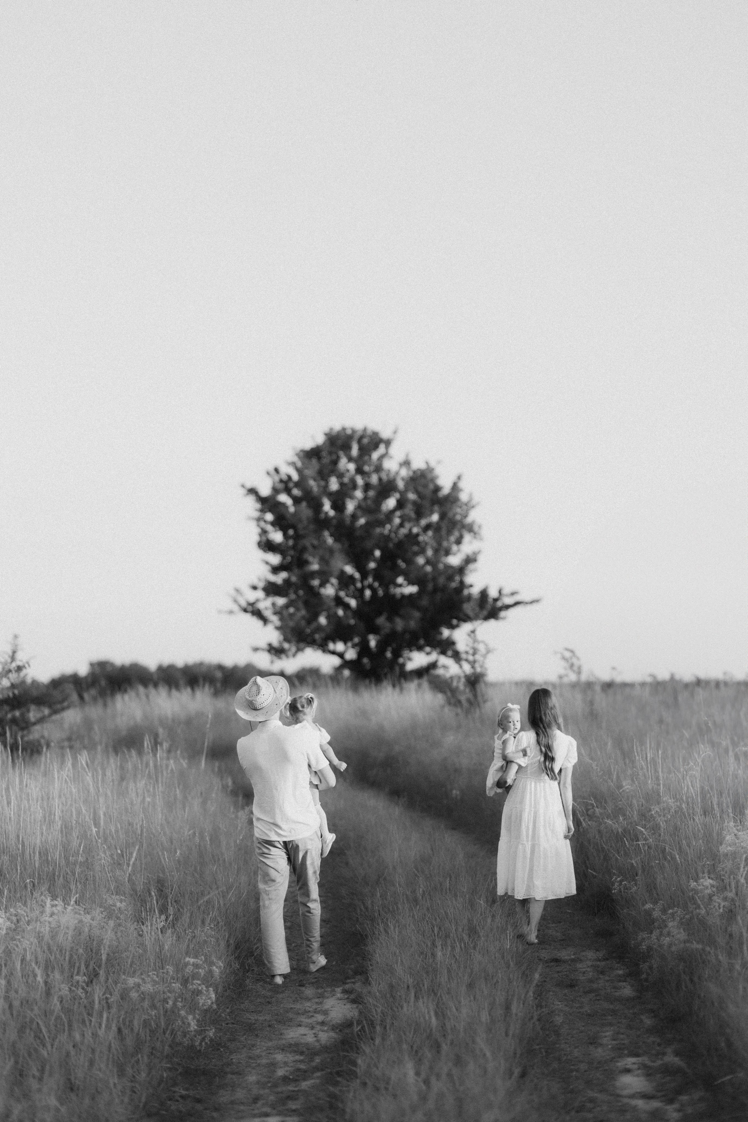 This is happiness — this is us....... Головна