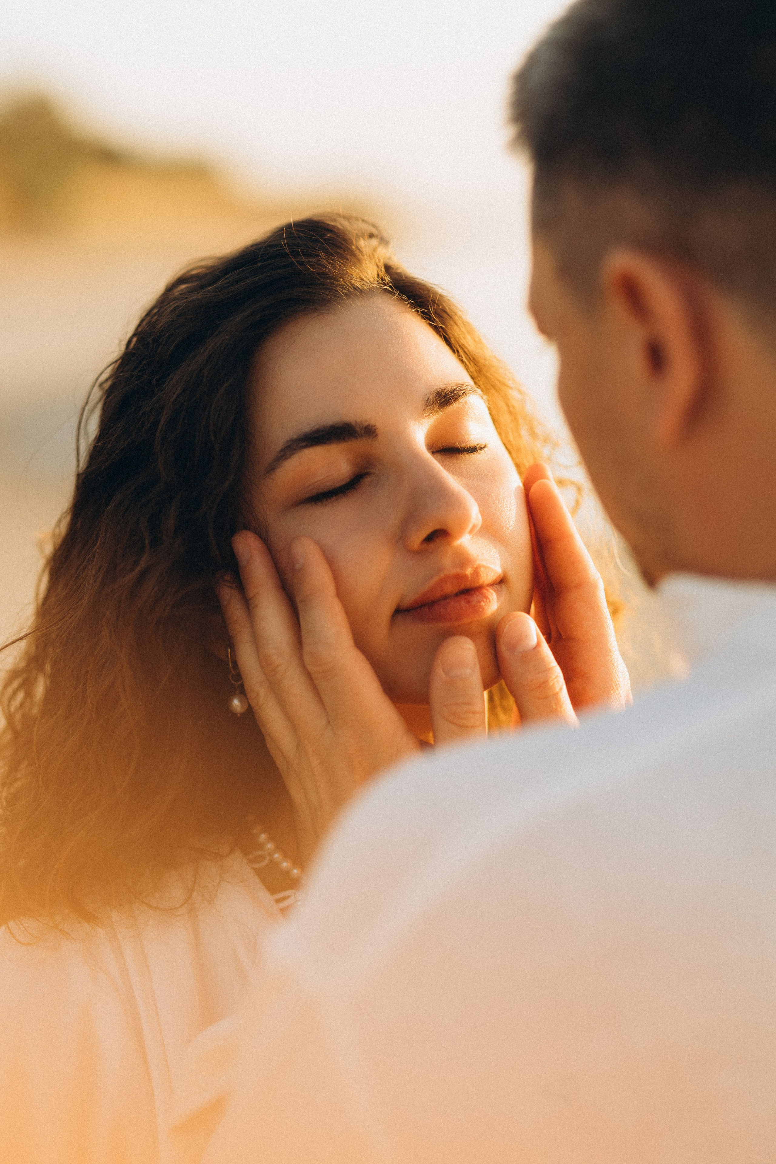 Твої дотики. Головна